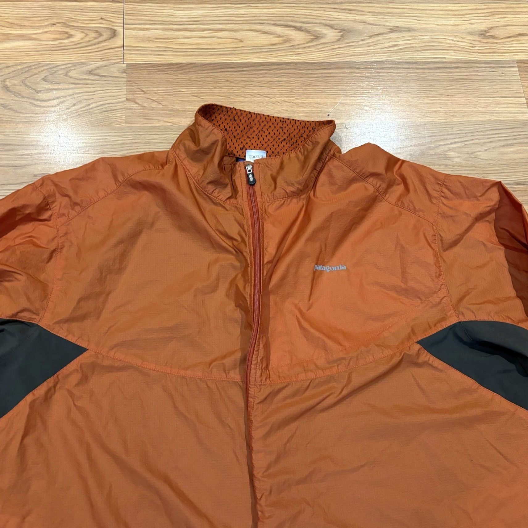 Patagonia Patagonia Nine Trails Featherweight Orange Gray Zip Up Running Jacket Mens XL Size US XL / EU 56 / 4 - 6 Thumbnail