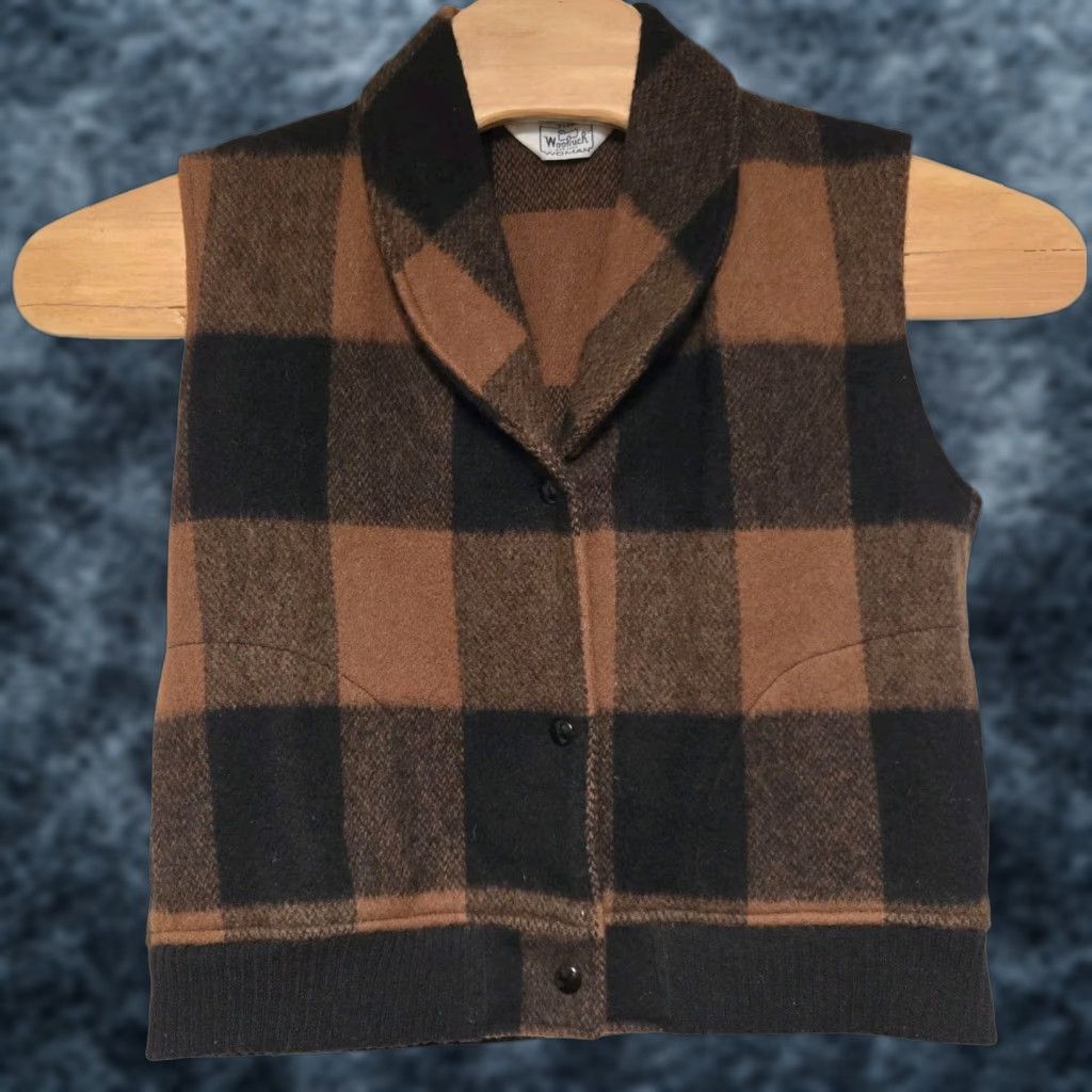 Vintage VINTAGE Woolrich Vest Women M Brown Wool Nylon USA 90s Geometric Southwestern Western Tribal Vintage Shirt? Size M / US 6-8 / IT 42-44 - 1 Thumbnail