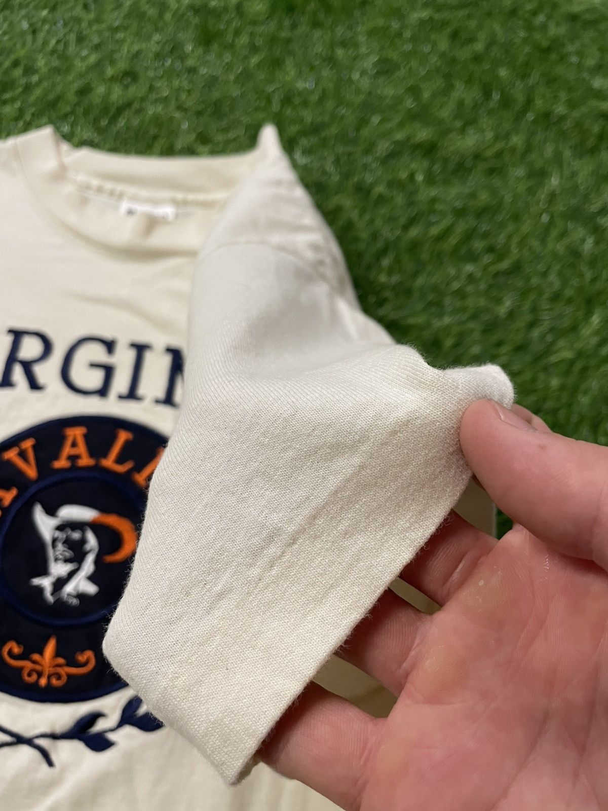 Vintage Vintage Virginia Cavaliers Tee Shirt Size Medium Size US M / EU 48-50 / 2 - 3 Thumbnail