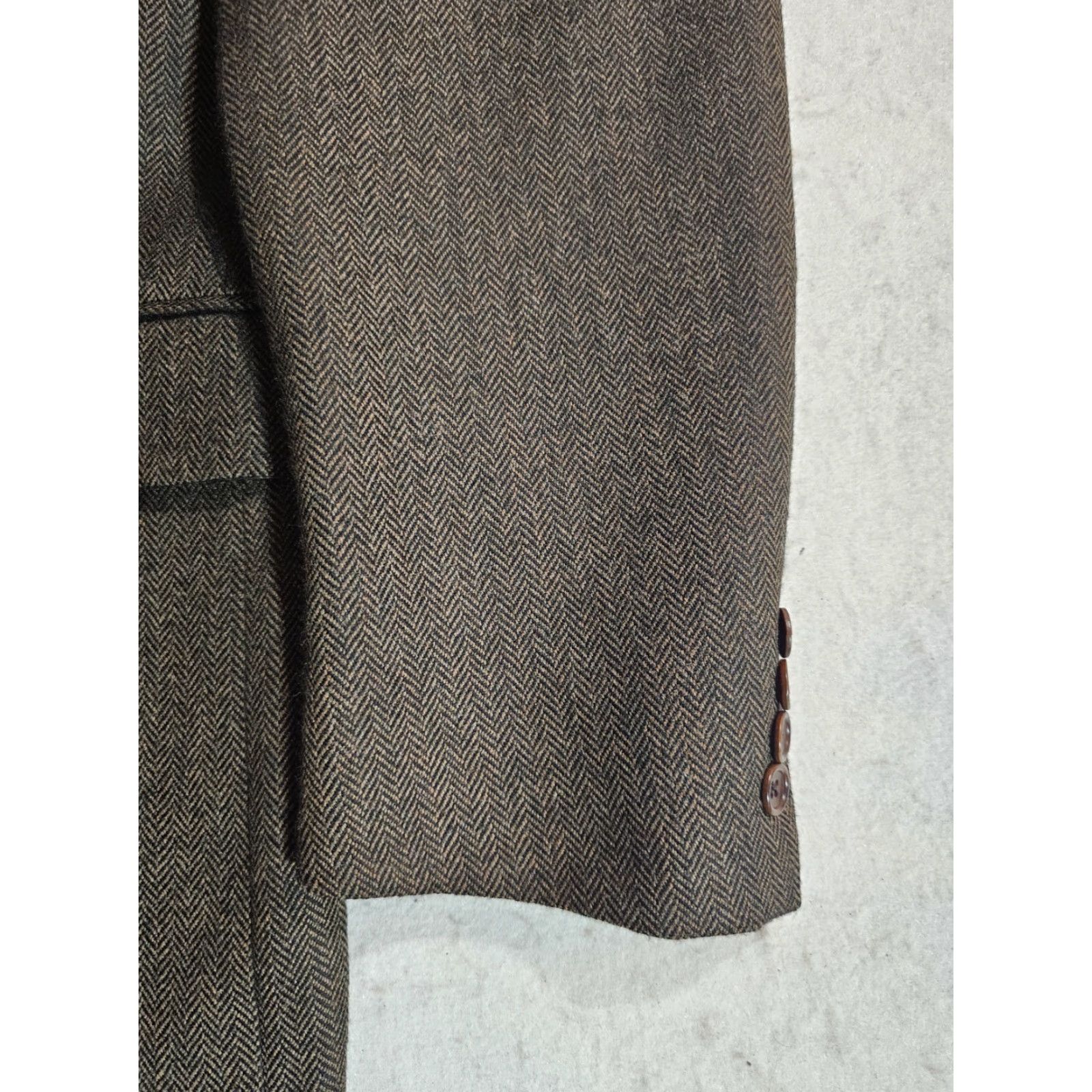 Lubiam VINTAGE Lubiam 1911 Herringbone Cashmere Lana Wool Blend Blazer/Sport Coat Mens Sz 44 Lg Brown Size 44R - 5 Thumbnail