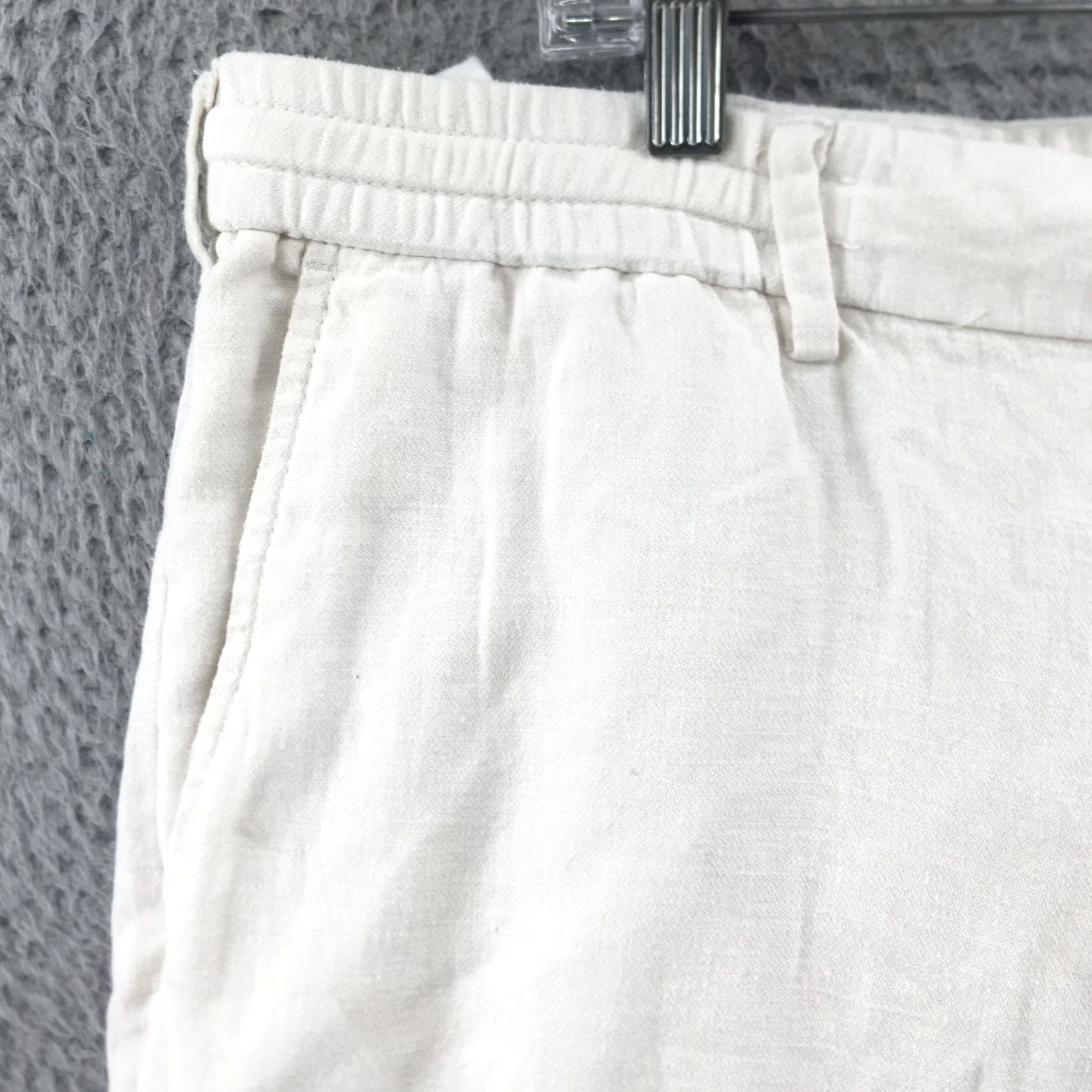 Banana Republic Banana Republic Athletic Fit Chino Pants Womens 38x30.5 White Zip Chino Pants Athletic Fit Womens 38 White Zip Size 26" / US 2 / IT 38 - 4 Thumbnail