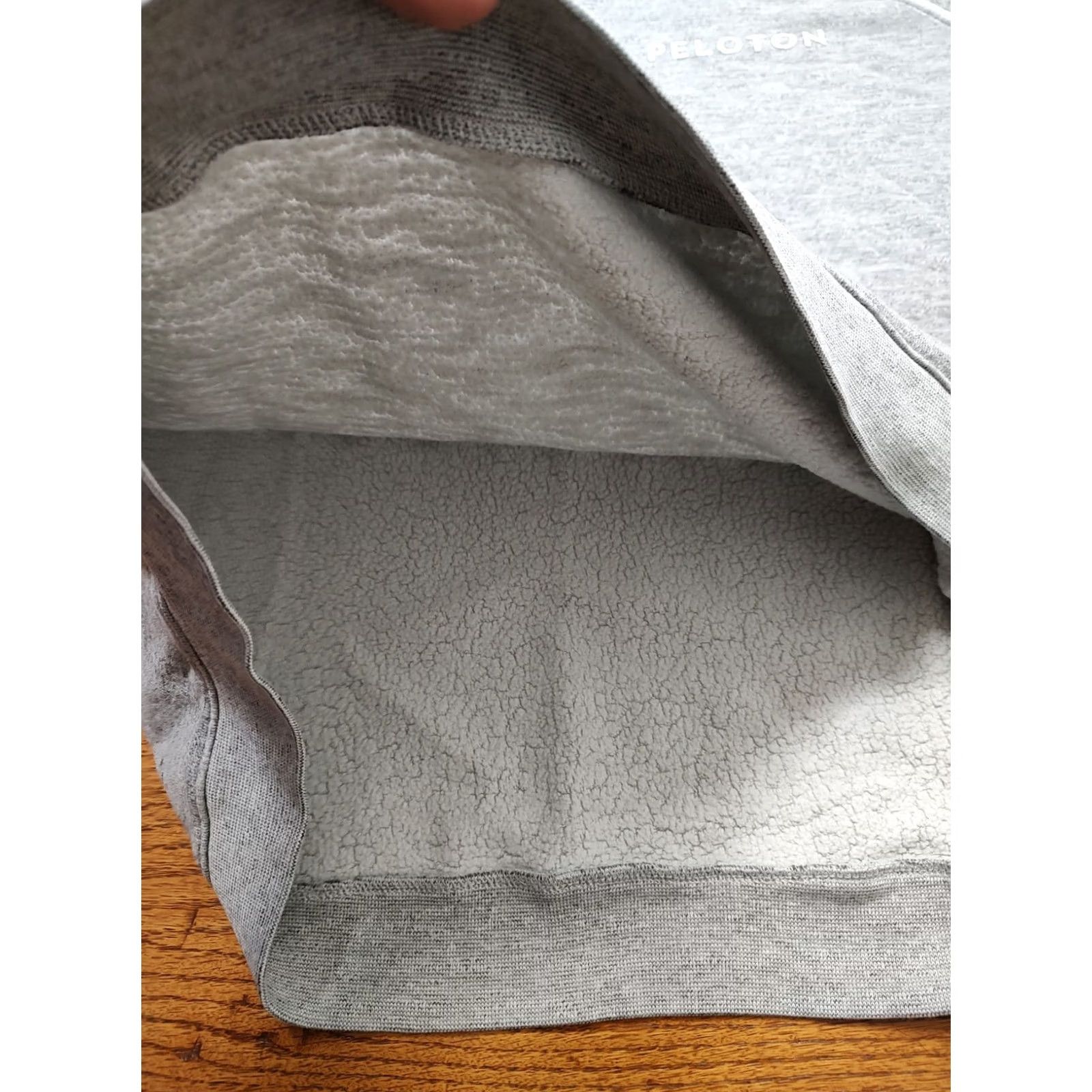 Vintage Peloton Sweatshirt Adult L Gray Crew Neck Logo Pullover Size US L / EU 52-54 / 3 - 6 Thumbnail