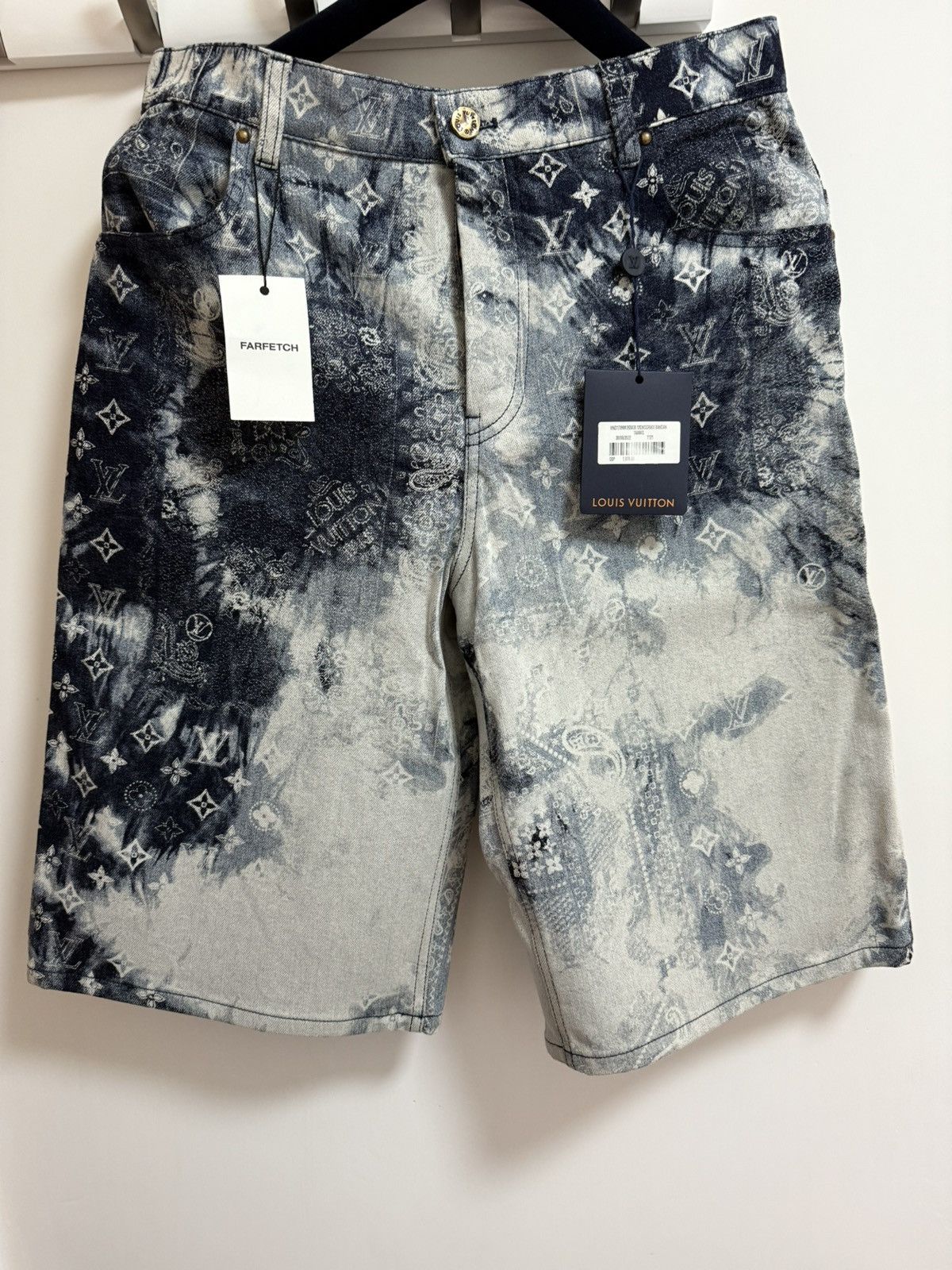 Louis Vuitton Louis Vuitton monogram bandana denim shorts 30 Size US 30 / EU 46 - 2 Thumbnail