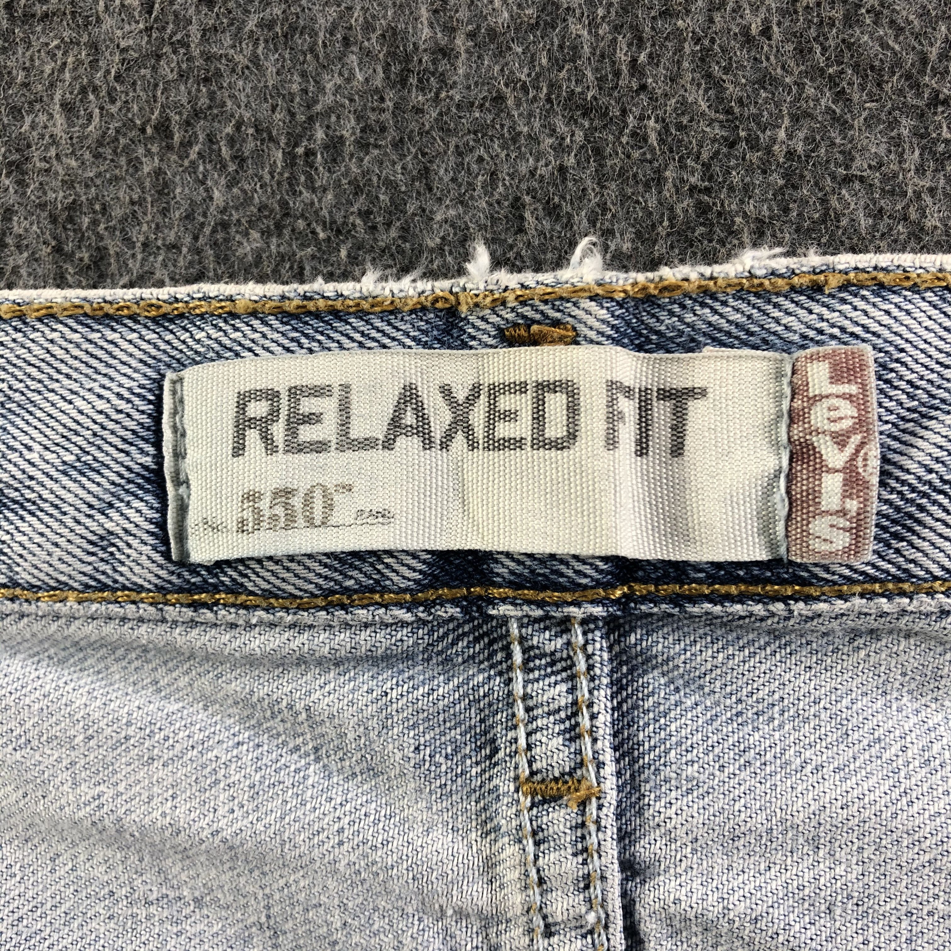 Levi's Vintage Light Wash Levis 550 Jeans-J3217 Size US 39 - 10 Thumbnail