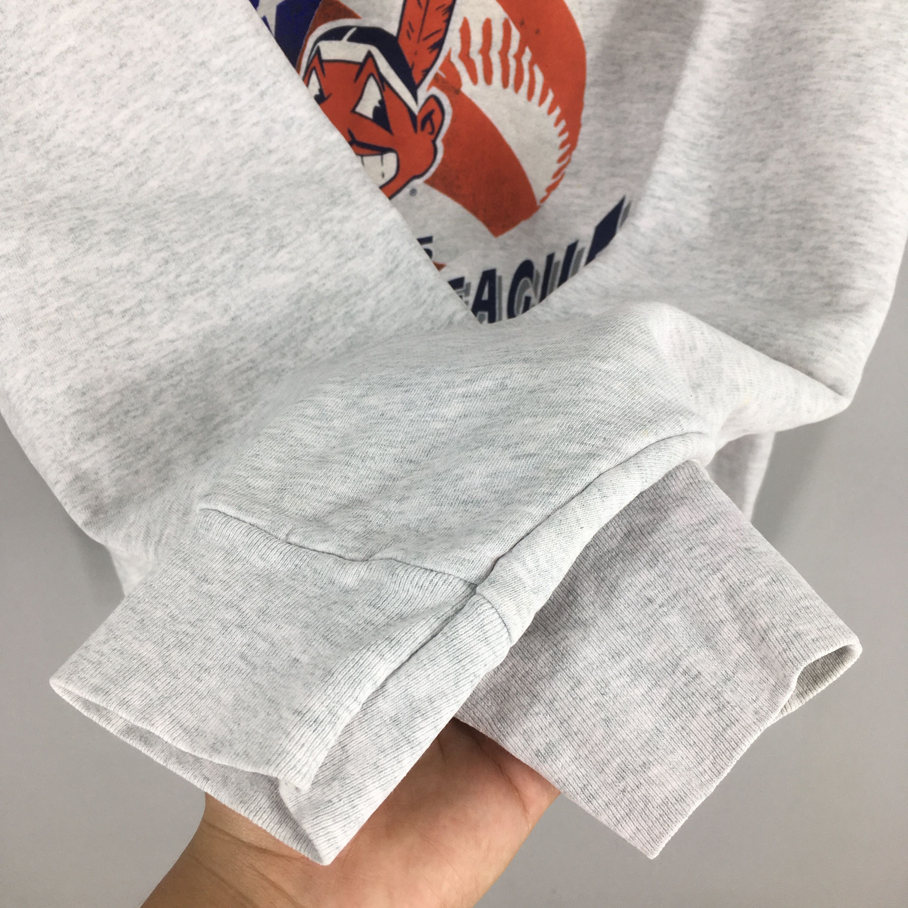 MLB × Vintage Cleveland Indians Guardians Baseball Team Sweatshirt Large Size US L / EU 52-54 / 3 - 4 Thumbnail