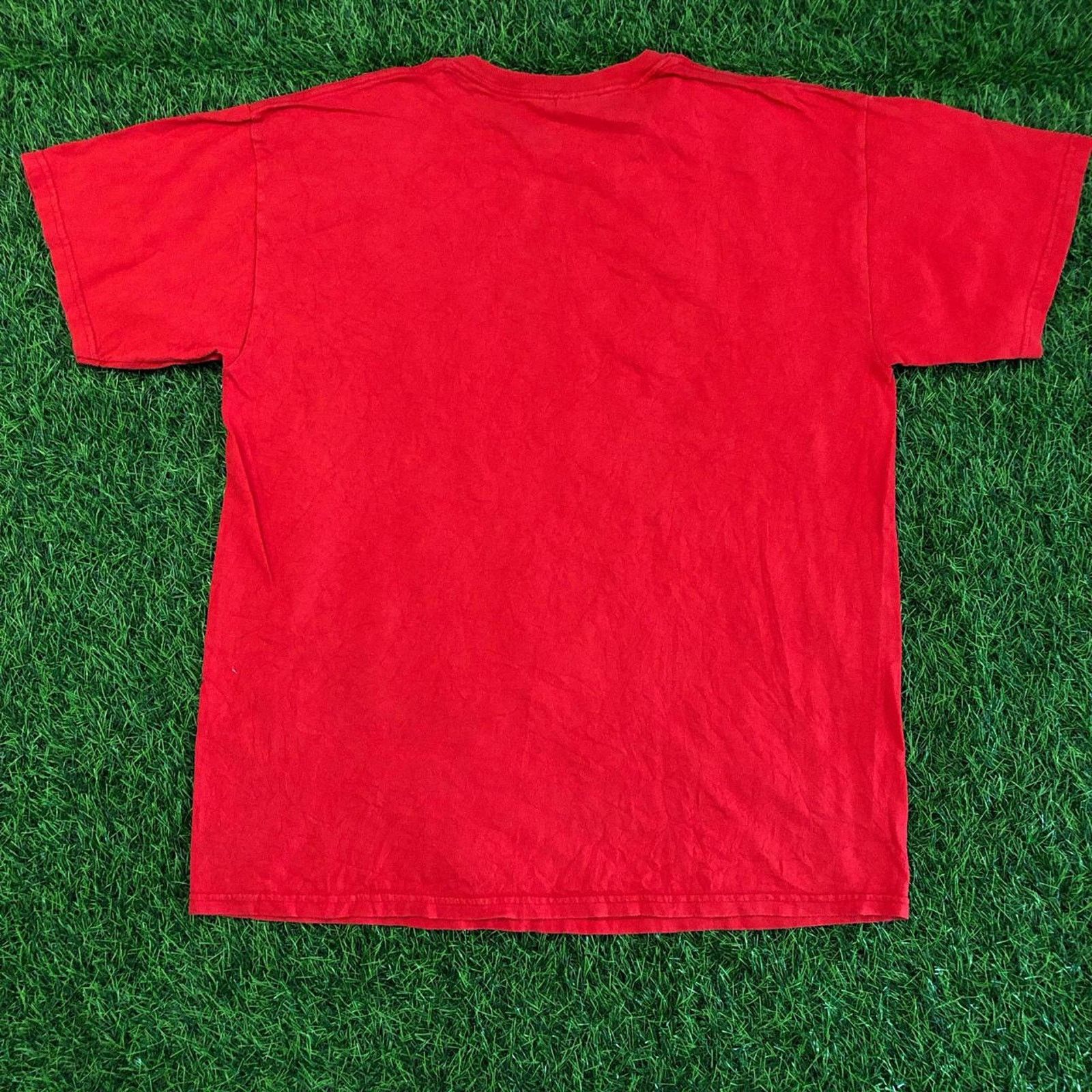 Gildan Men's Red Boscobel Bulldogs Graphic Tee Size US L / EU 52-54 / 3 - 2 Thumbnail