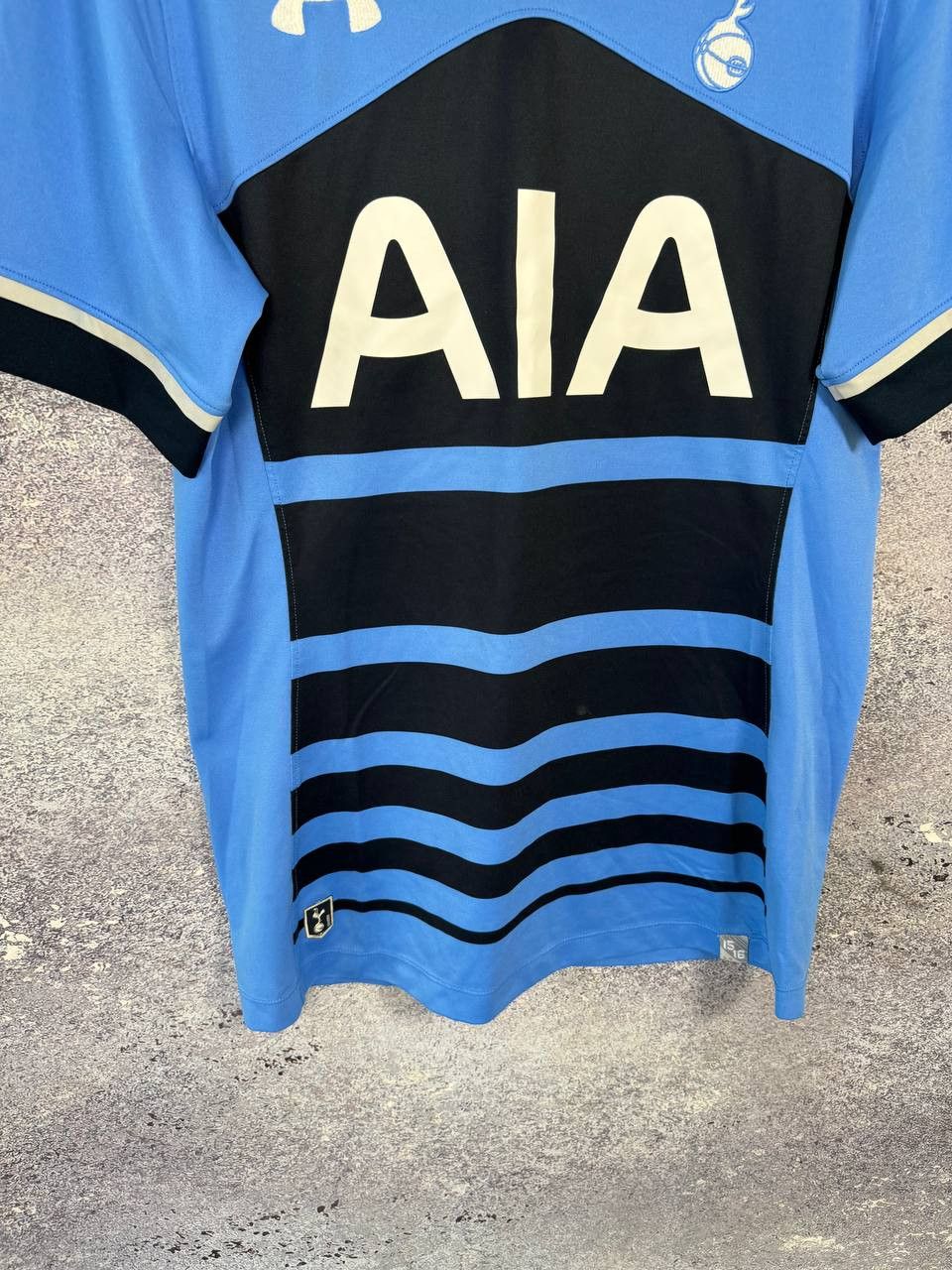 Under Armour Vintage Tottenham 2015/16 Under Armour Soccer Jersey Size US M / EU 48-50 / 2 - 4 Thumbnail