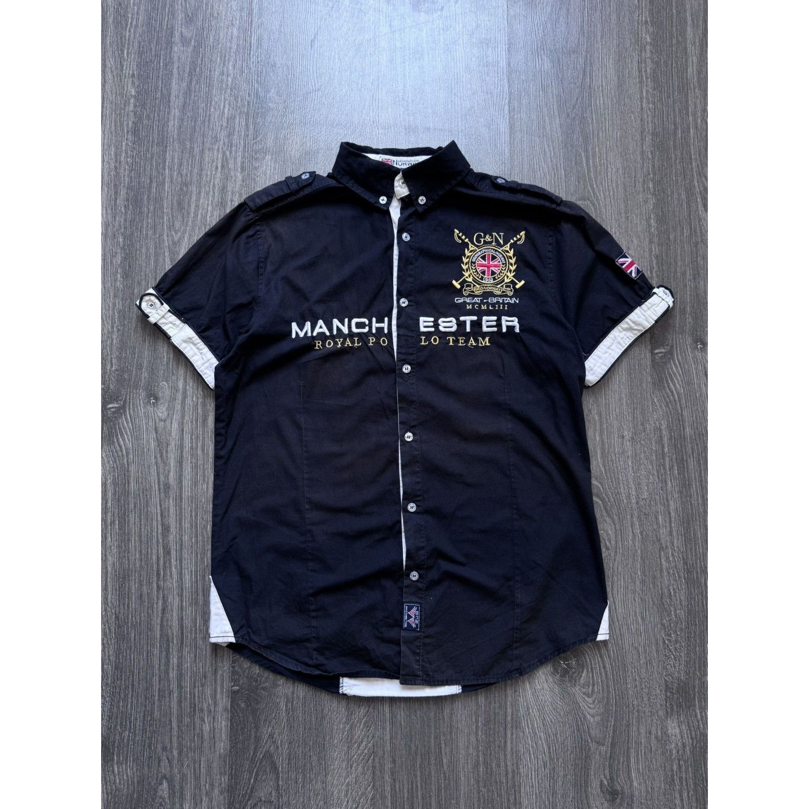 Vintage Vintage Manchester Polo Ralph Lauren Style Shirt Size US M / EU 48-50 / 2 - 1 Thumbnail