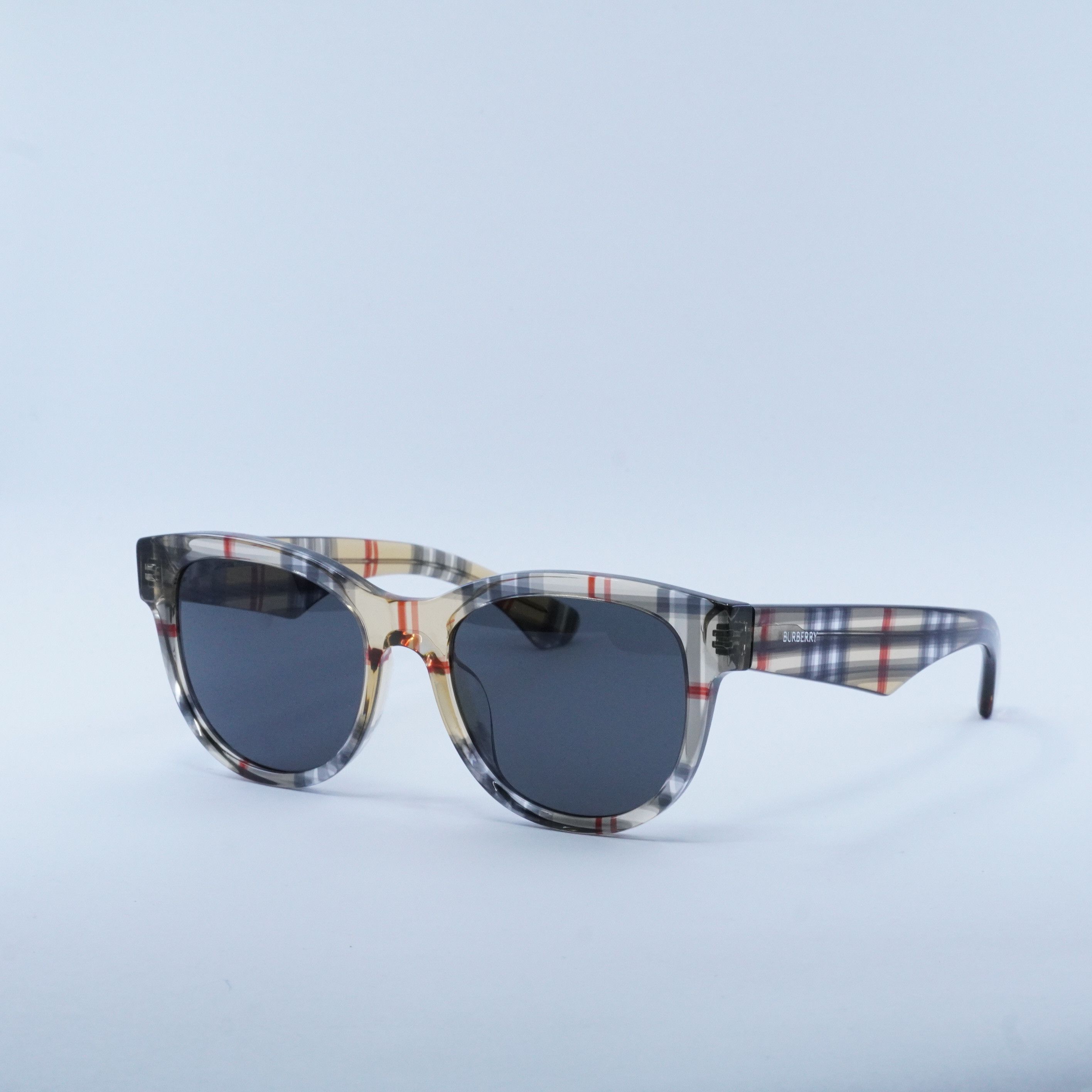 Burberry Burberry BE4432U 412287 Sunglasses Vintage Check Square Fram Size ONE SIZE - 1 Thumbnail