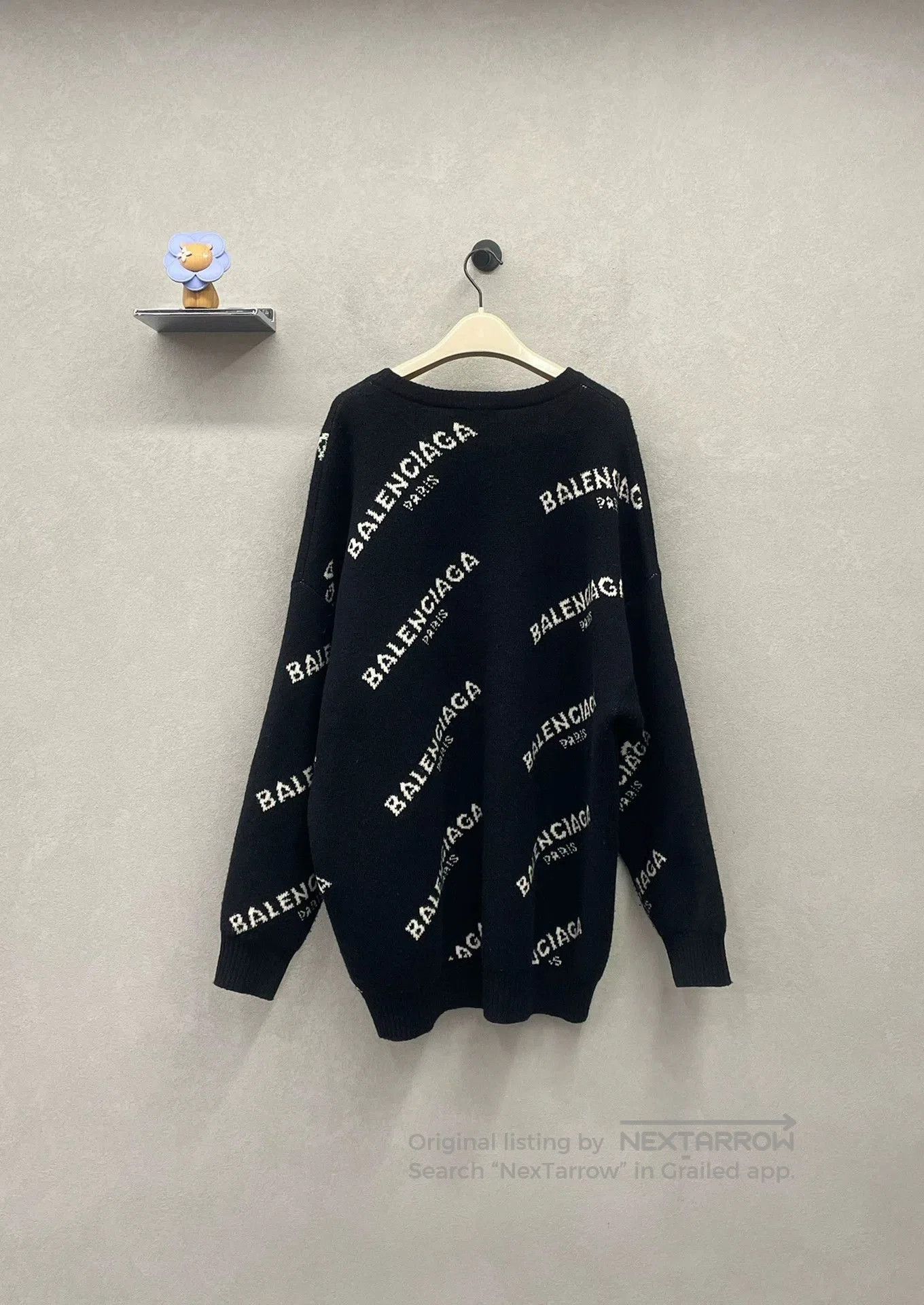 Balenciaga black logo sweater from balenciaga. Size US M / EU 48-50 / 2 - 2 Thumbnail