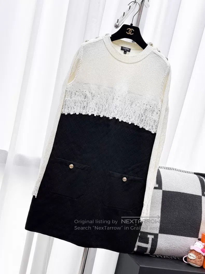 Chanel Chanel Lace stitching black and white color block knitted Size XS / US 0-2 / IT 36-38 - 1 Thumbnail