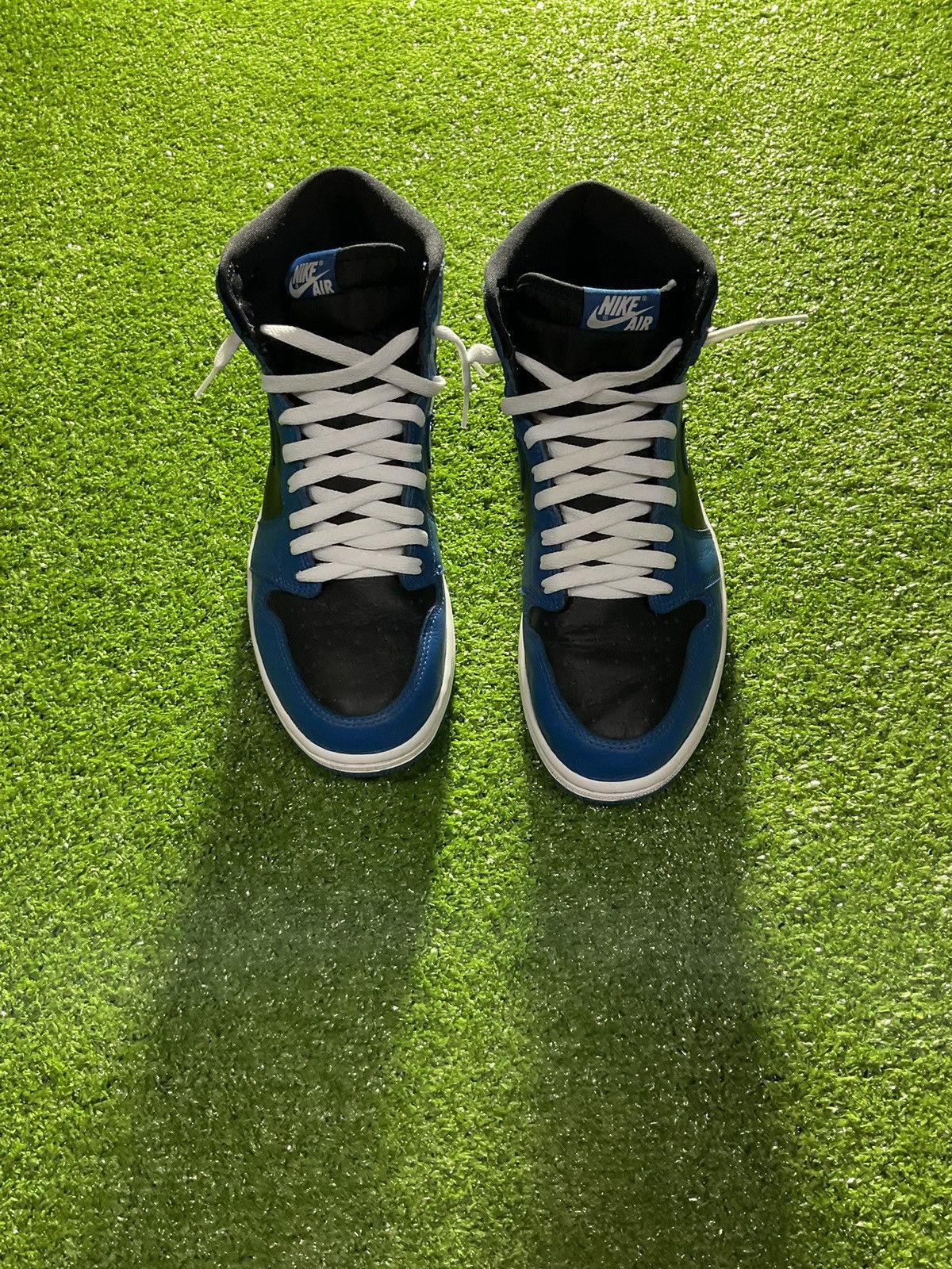 Jordan Brand Air Jordan 1 Retro High OG Dark Marina Blue Size US 10 / EU 43 - 3 Thumbnail