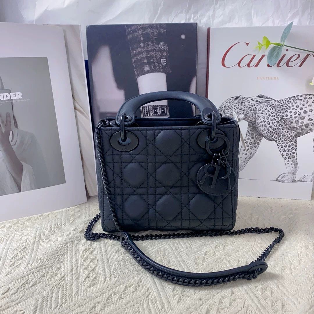 Dior Pre-loved Bag Very good condition Size ONE SIZE - 1 Preview