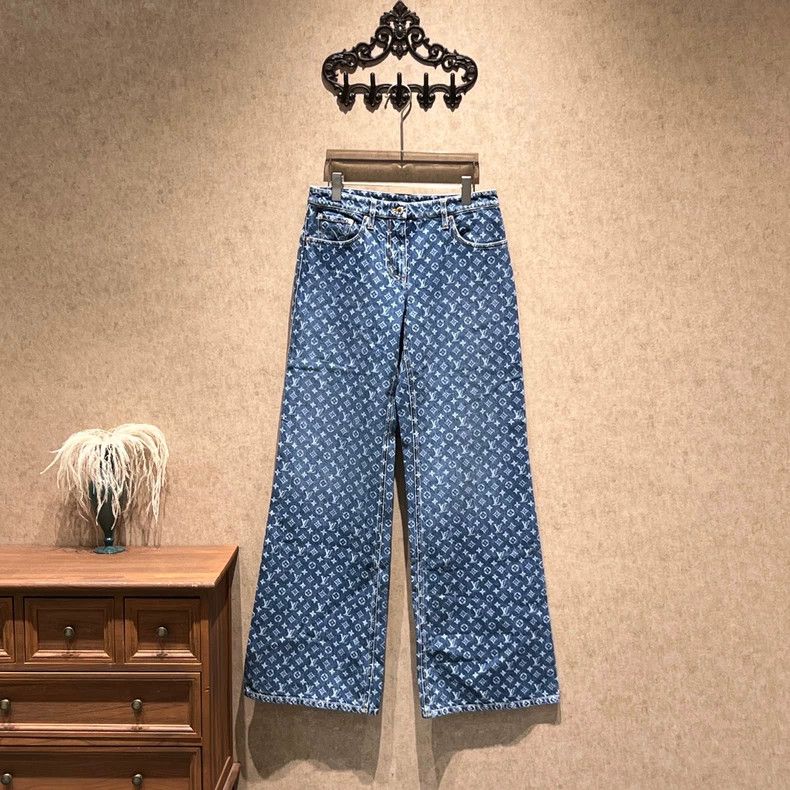 Louis Vuitton Louis Vuitton 25fw Washed Blue Presbyopic Full Print Jeans Size US 40 / EU 56 - 1 Thumbnail