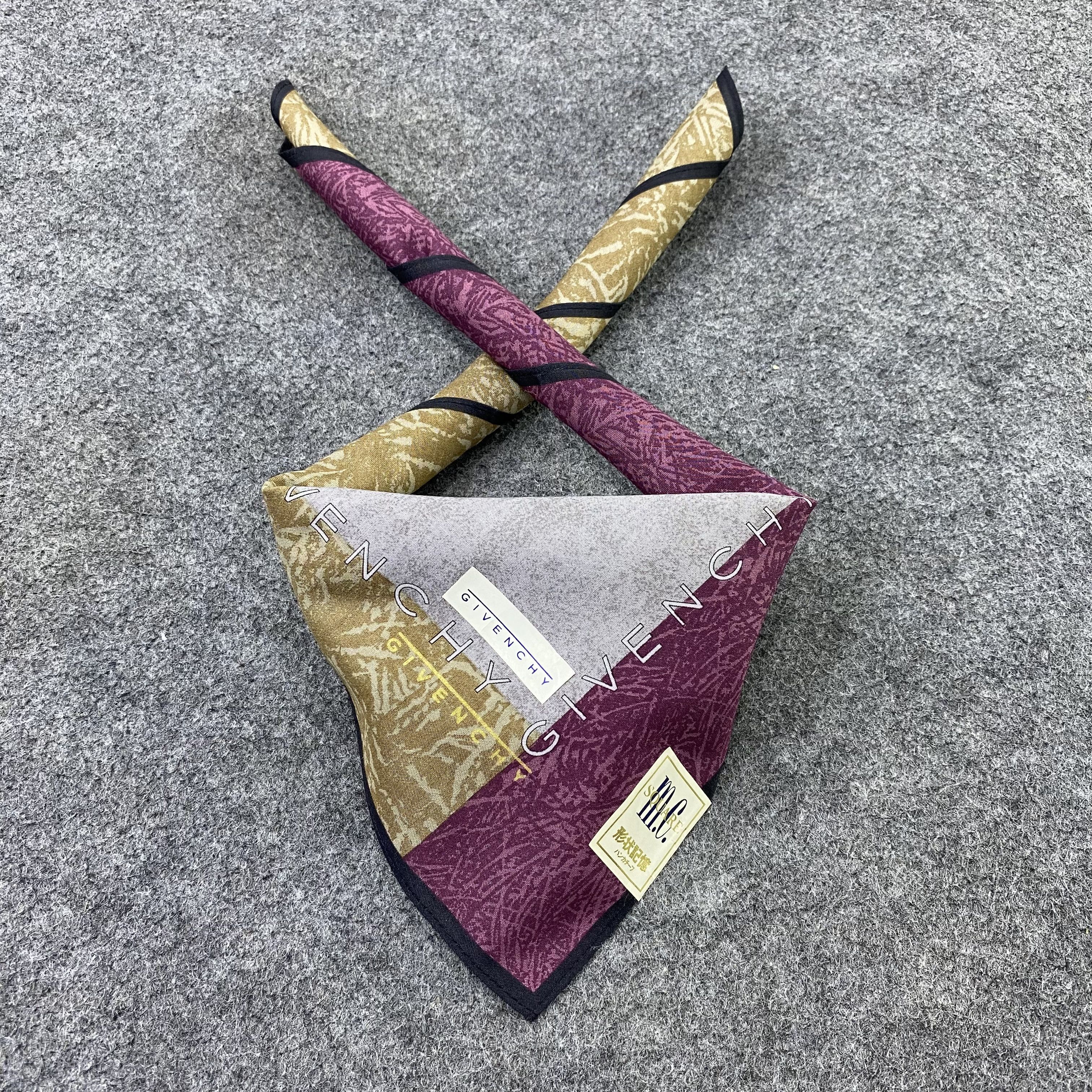 Givenchy Givenchy Handkerchief Neckerchief Bandana-B1707 Size ONE SIZE - 2 Thumbnail