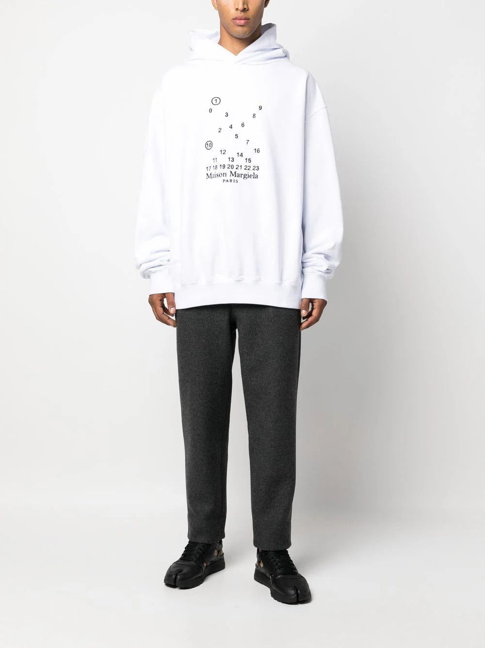 Maison Margiela o1mris0824 Numeric Logo Hoodie in White Size US L / EU 52-54 / 3 - 6 Thumbnail