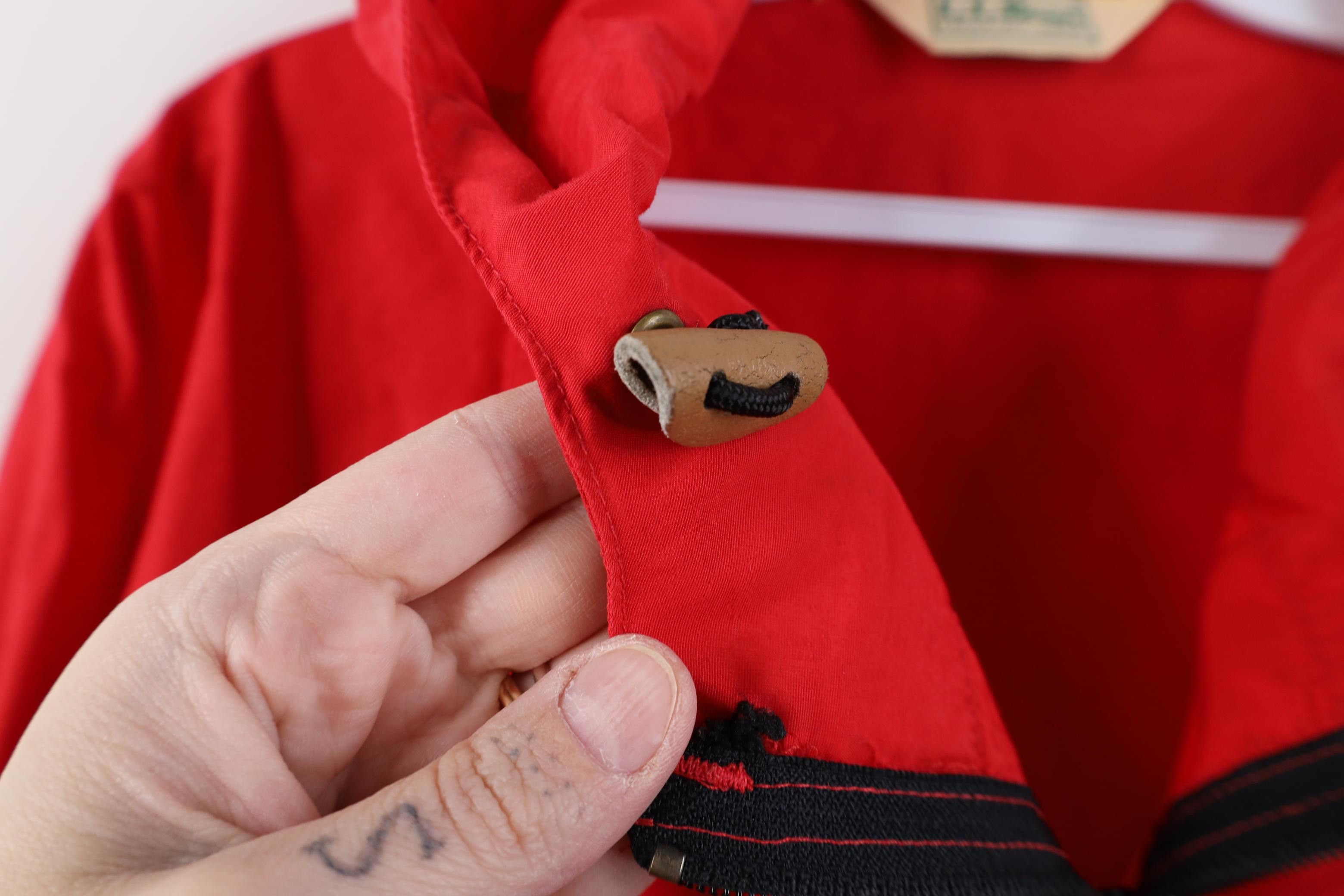 L.L. Bean Vintage 90s LL Bean Hooded Anorak Windbreaker Jacket Red USA Size US XXL / EU 58 / 5 - 4 Thumbnail