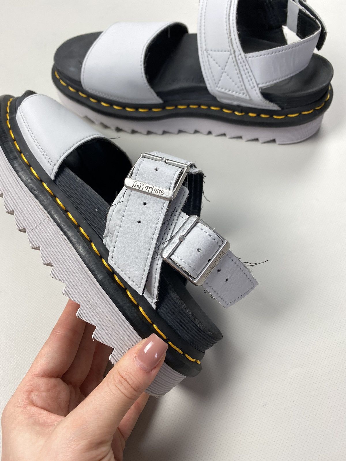 Dr. Martens Dr. Martens Docs Voss ladies sandals shoes size EU 38 US 7 Size US 7 / IT 37 - 13 Thumbnail