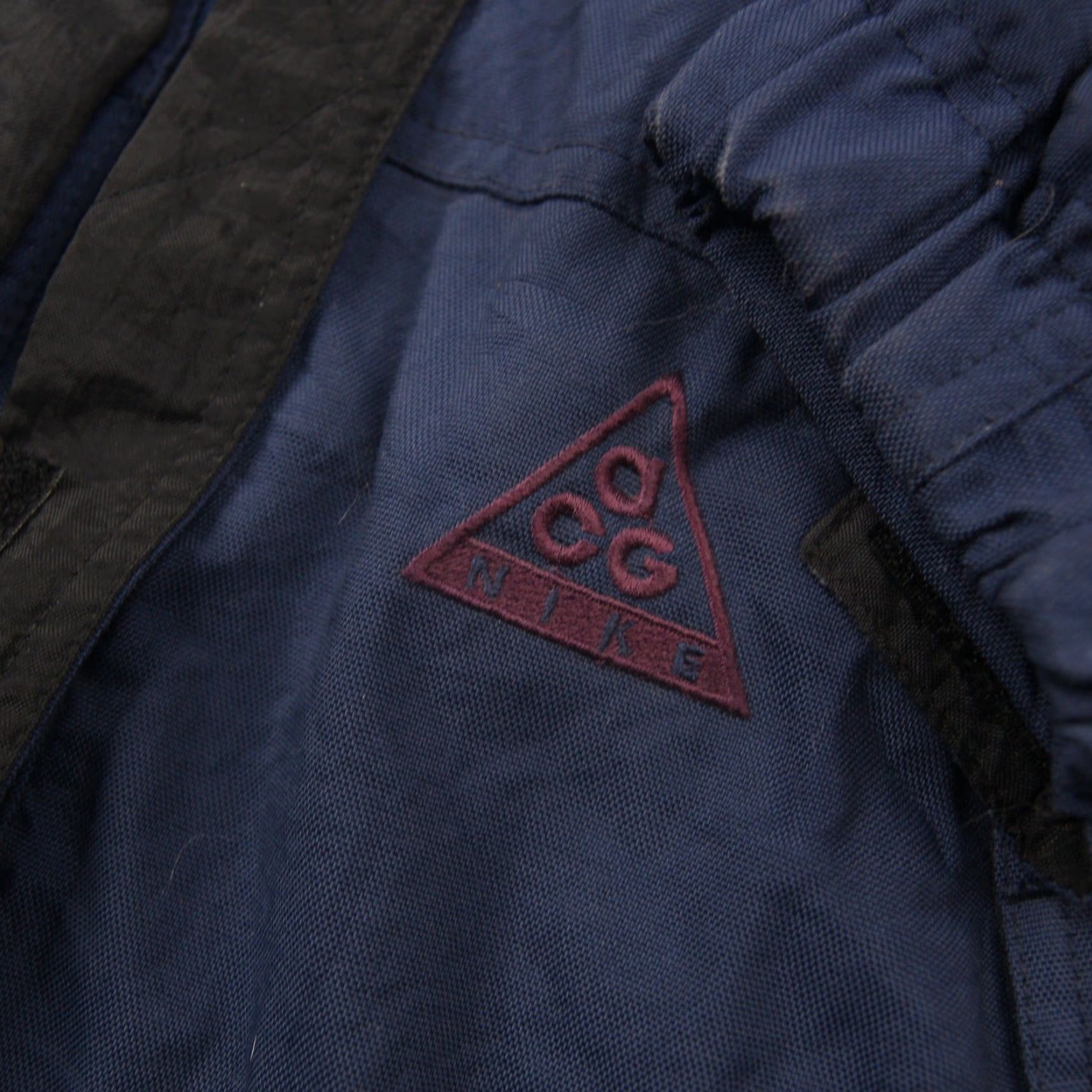 Nike ACG VINTAGE Nike ACG Heavy Coat Jacket L Men Red XS? Size US L / EU 52-54 / 3 - 4 Thumbnail
