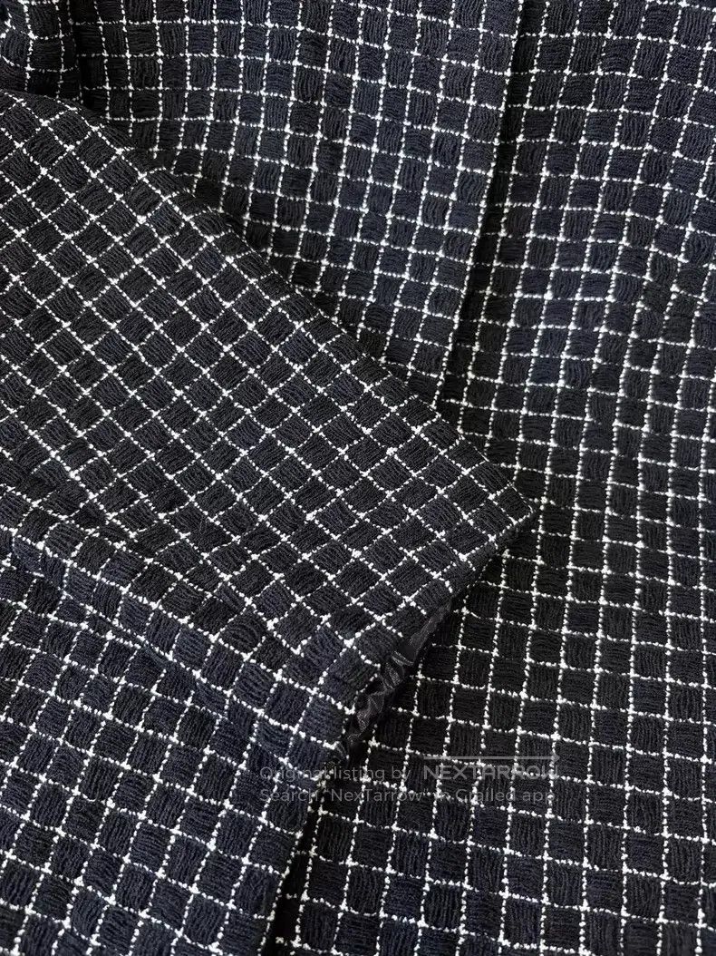 Chanel Chanel 16s show black and white plaid round-neck knitted j Size S / US 4 / IT 40 - 4 Thumbnail