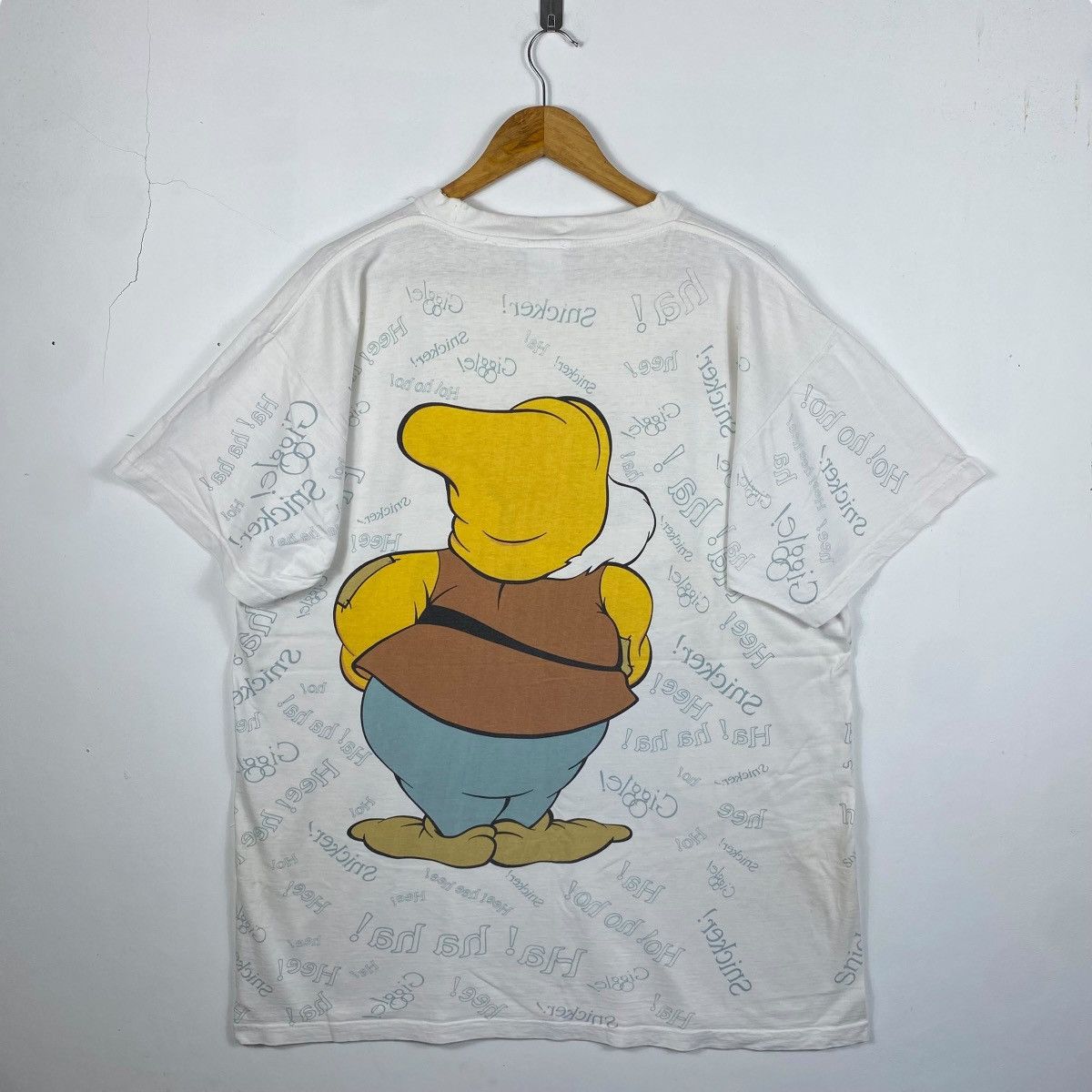 Vintage Vintage 90's Disney GRUMPY DWARF Allover Print Tee Shirt Size XL / US 12-14 / IT 48-50 - 4 Thumbnail