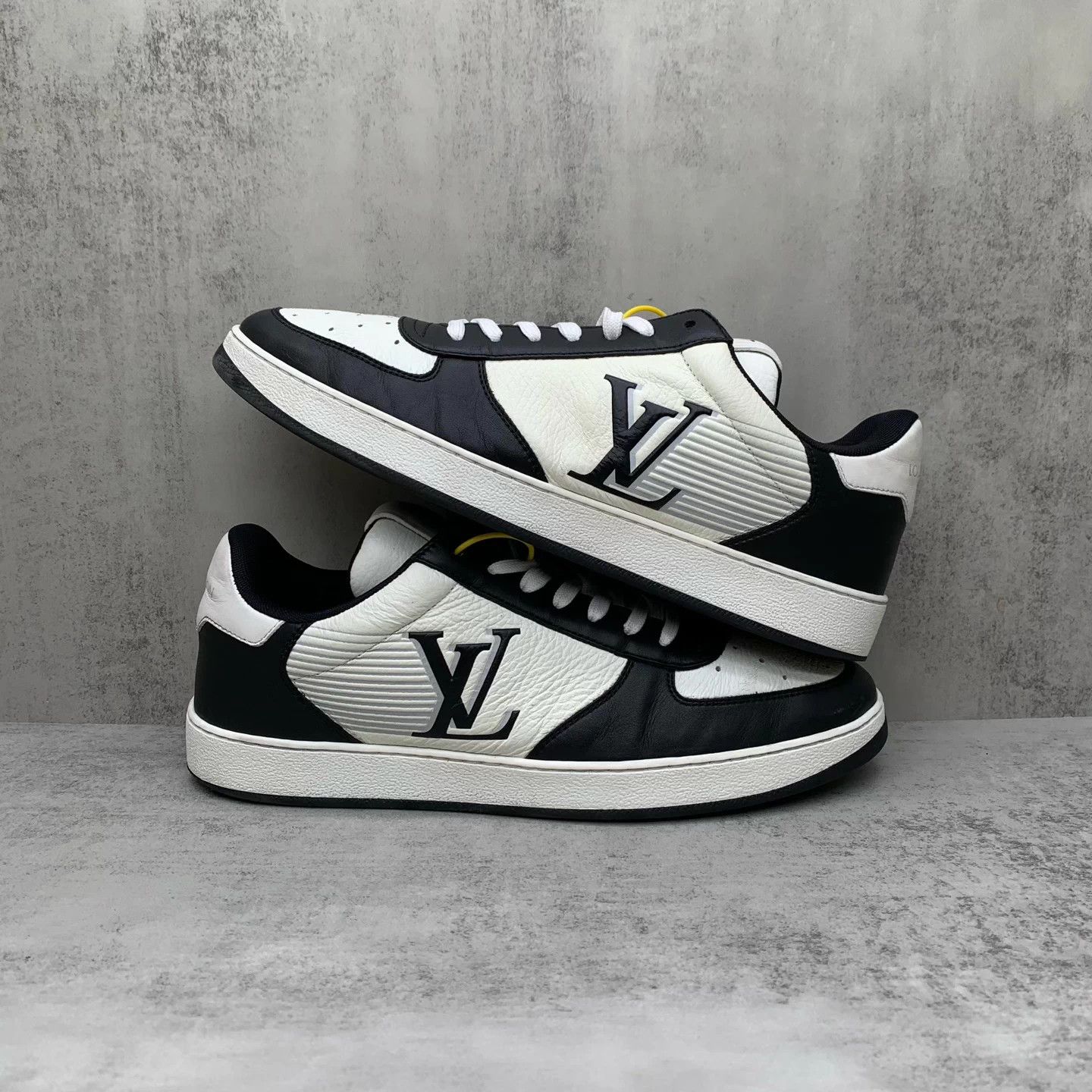 Louis Vuitton LV Rivoli Black Low Top Sneakers 41 95 New Size US 8 / EU 41 - 2 Thumbnail