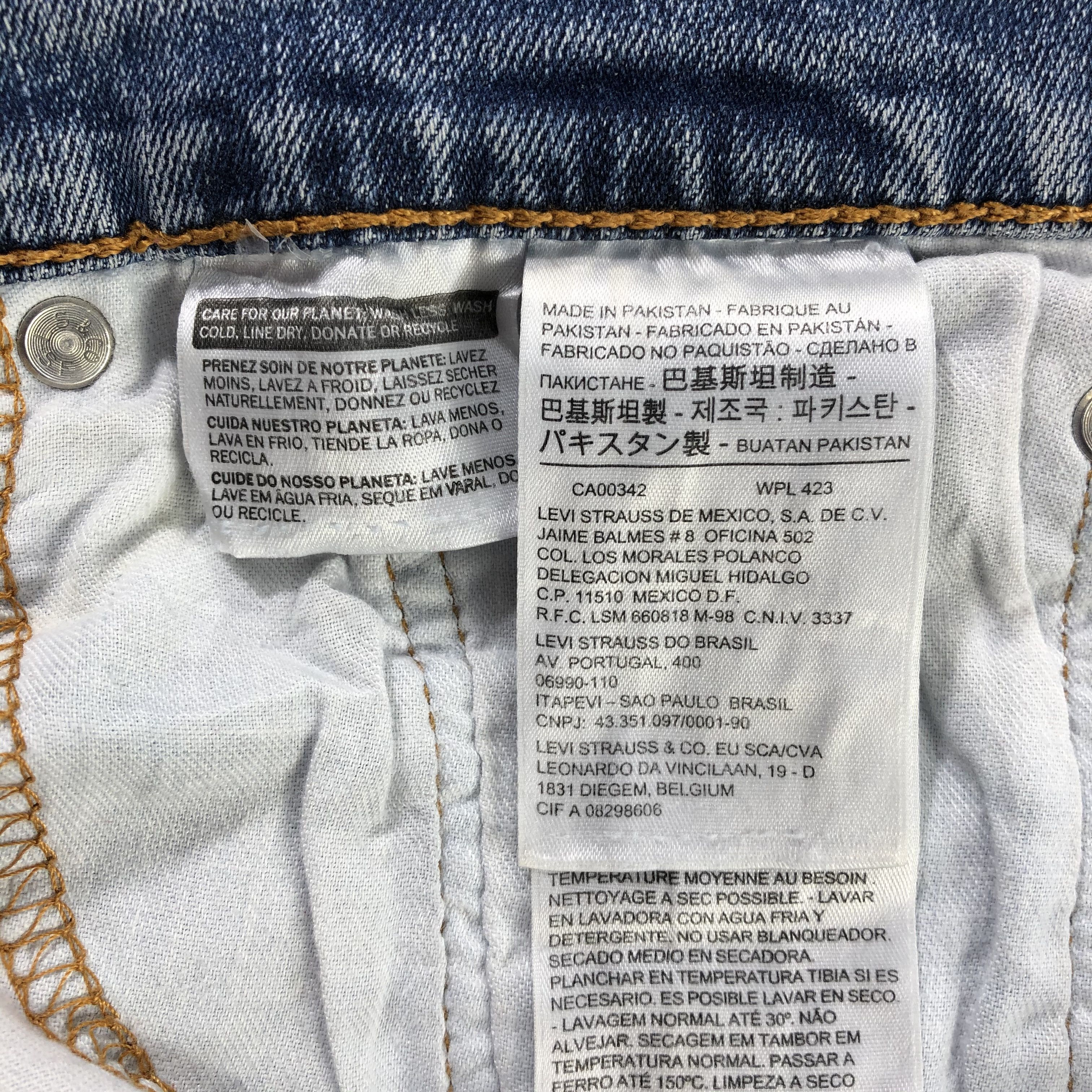 Levi's Vintage Levi's 511 Jeans Medium Wash Denim KJ1417 Size US 31 - 12 Thumbnail