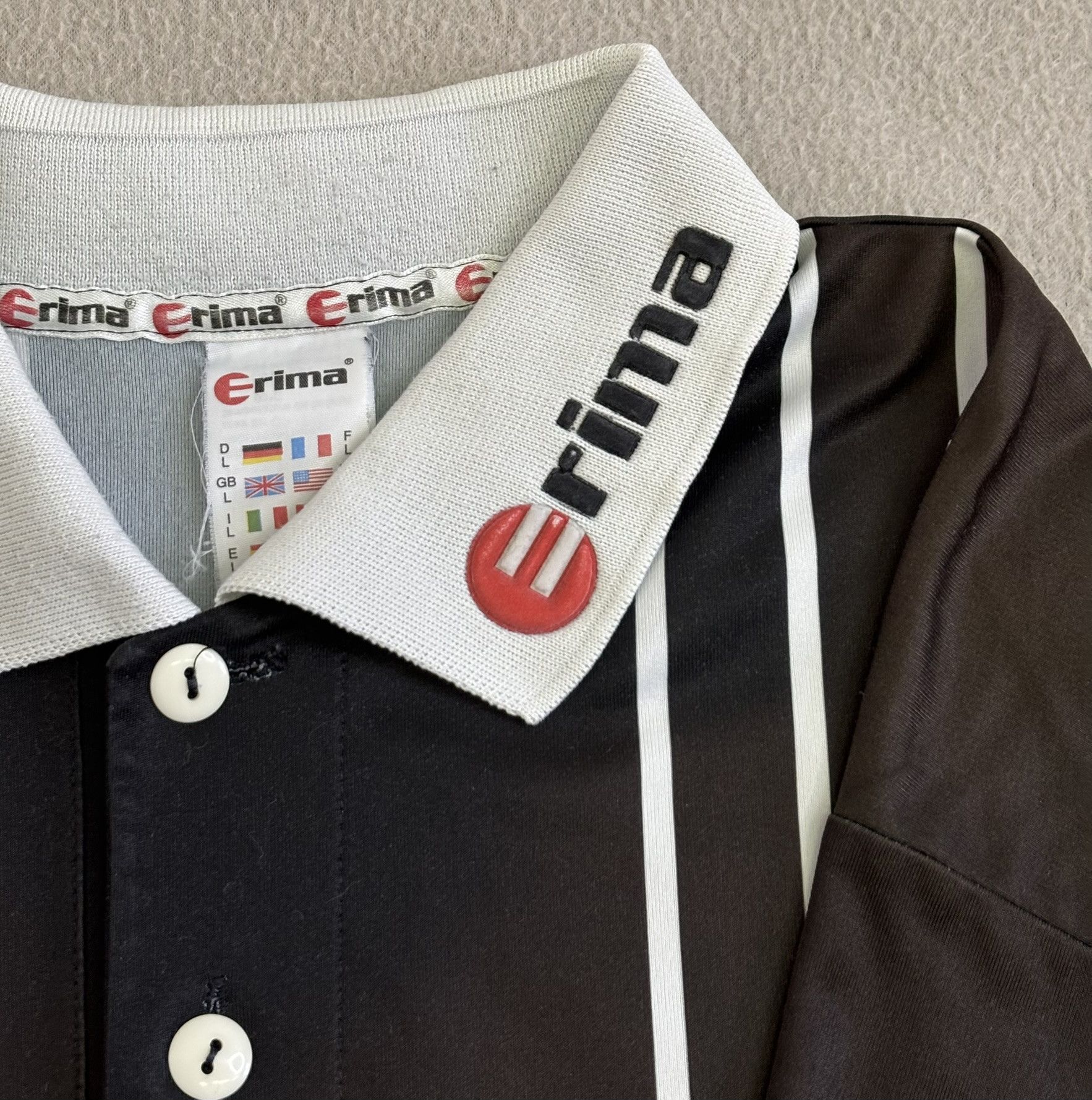 Erima Erima Referee T-shirt vintage 90s large Size US L / EU 52-54 / 3 - 11 Thumbnail