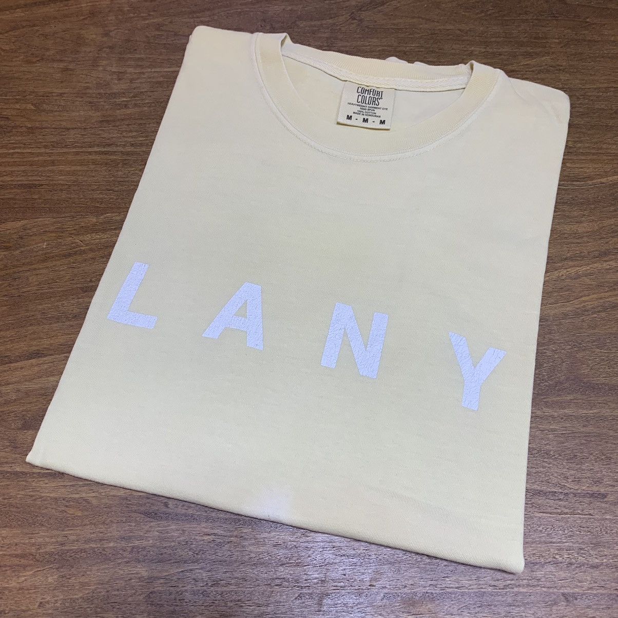 Band Tees LANY OFFICIAL MERCHANDISE T-SHIRT Size US M / EU 48-50 / 2 - 4 Thumbnail