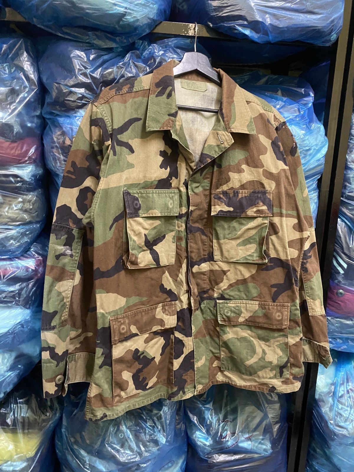 Other Vintage 1996 U.S. Army Woodland Camouflage BDU Combat Jacket Size US M / EU 48-50 / 2 - 3 Thumbnail