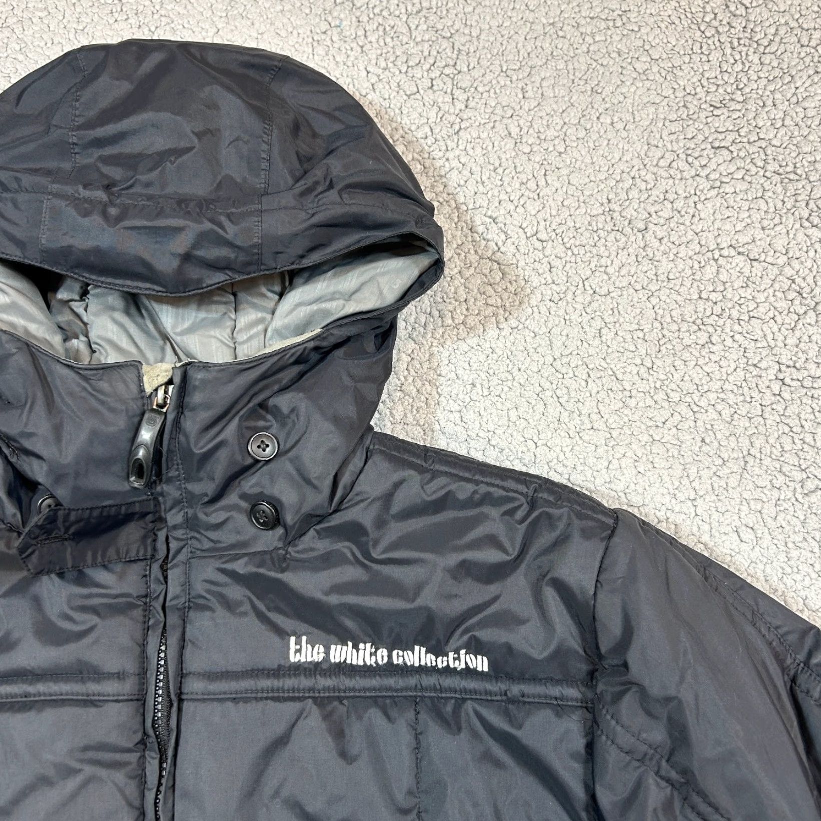 Burton VINTAGE is not applicable. Sorry—the item is not vintage. Size US L / EU 52-54 / 3 - 2 Thumbnail