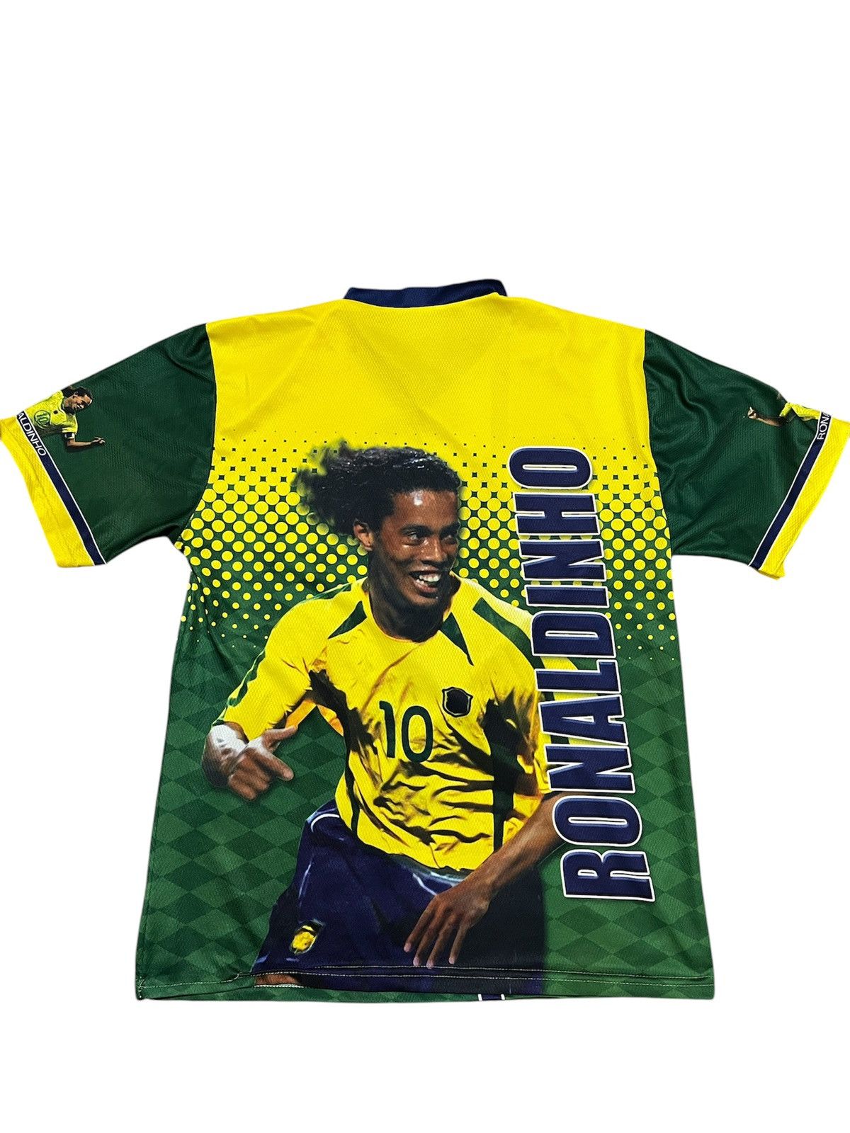 Nike Vintage soccer jerseys Ronaldinho Size US S / EU 44-46 / 1 - 4 Thumbnail