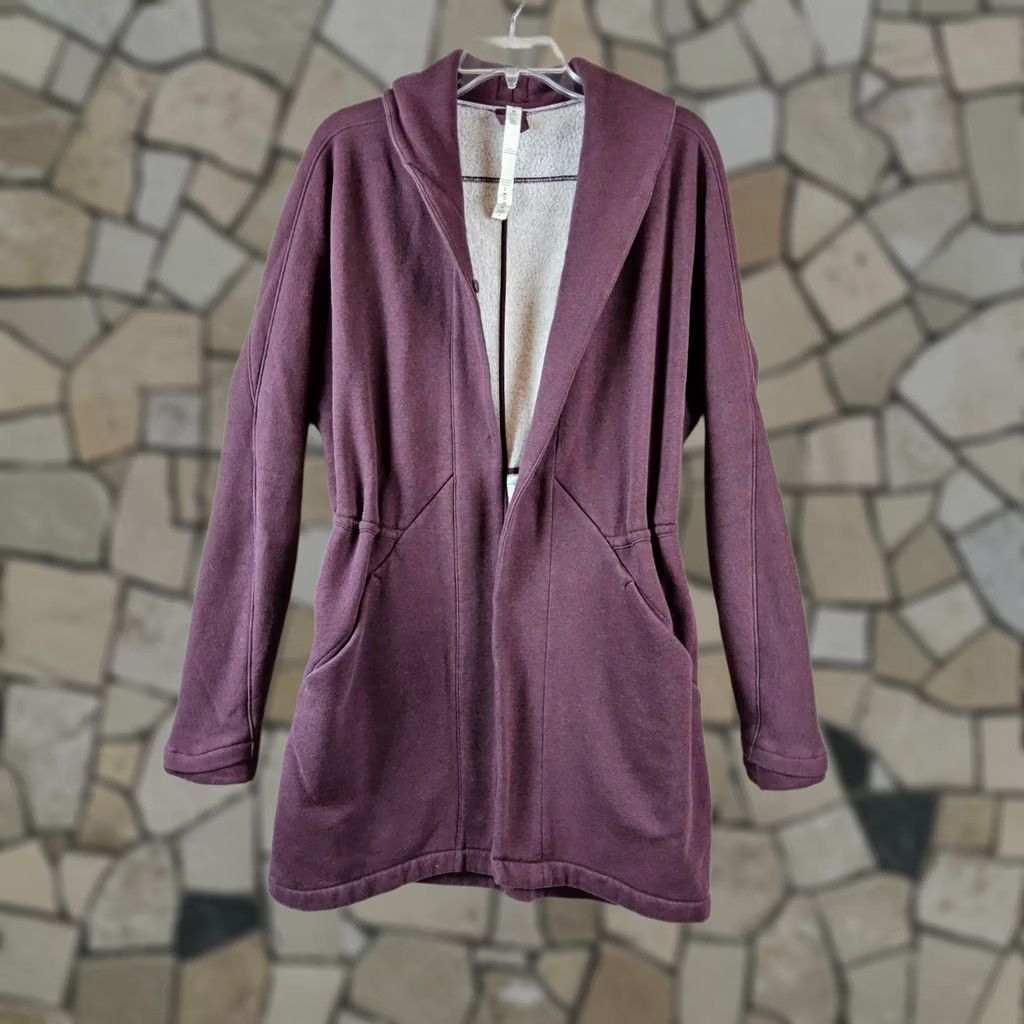 Lululemon Lululemon Jacket Long Sleeve Women’s Size 8 Burgundy Cotton Blend Activewear Basic 8 Womens Size M / US 6-8 / IT 42-44 - 1 Thumbnail