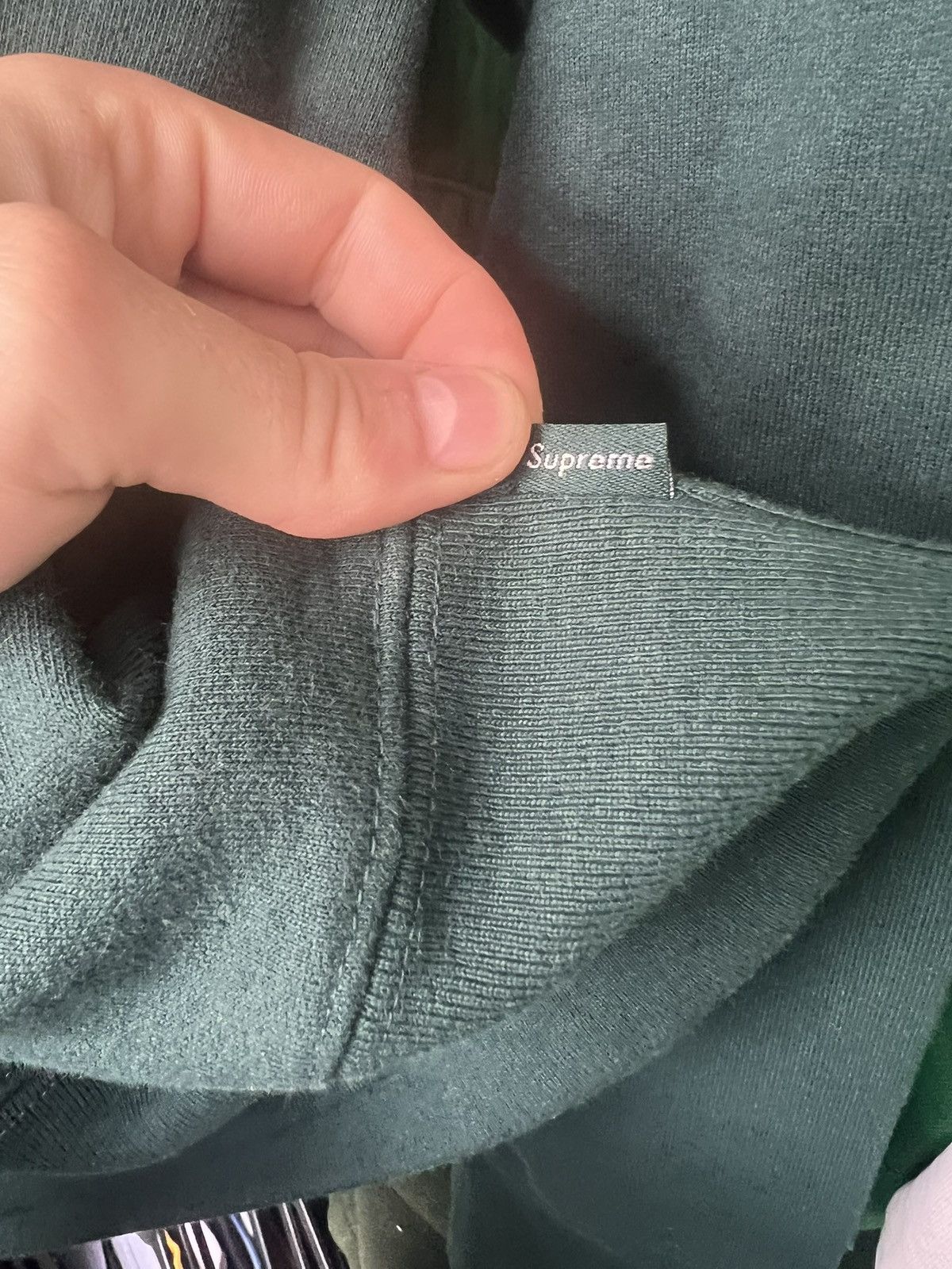 Supreme Supreme Crewneck FW22 pine green Size US S / EU 44-46 / 1 - 11 Thumbnail