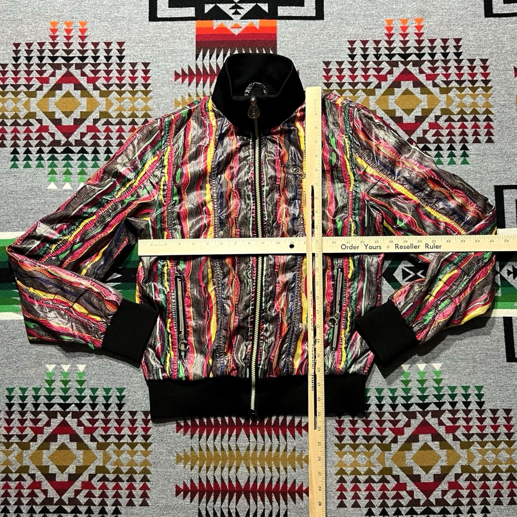 Coogi 2. "Coogi Bomber Jacket" is the main selling point Size M / US 6-8 / IT 42-44 - 3 Thumbnail