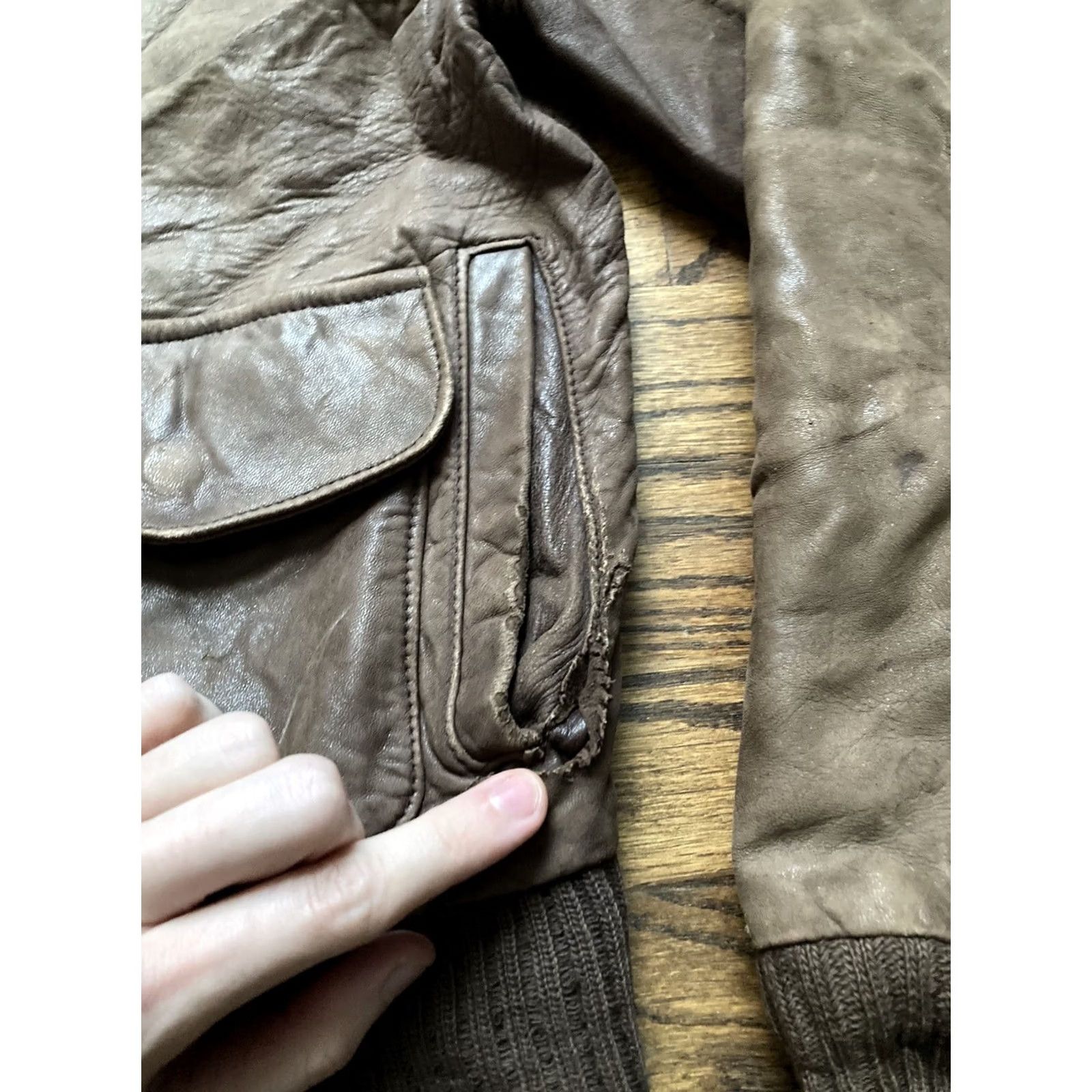 Avirex VINTAGE Avirex A-2 Leather Bomber Jacket Mens 38 USA Brown Flight Bomber Collared 30-1415 Size US XXS / EU 40 - 7 Thumbnail
