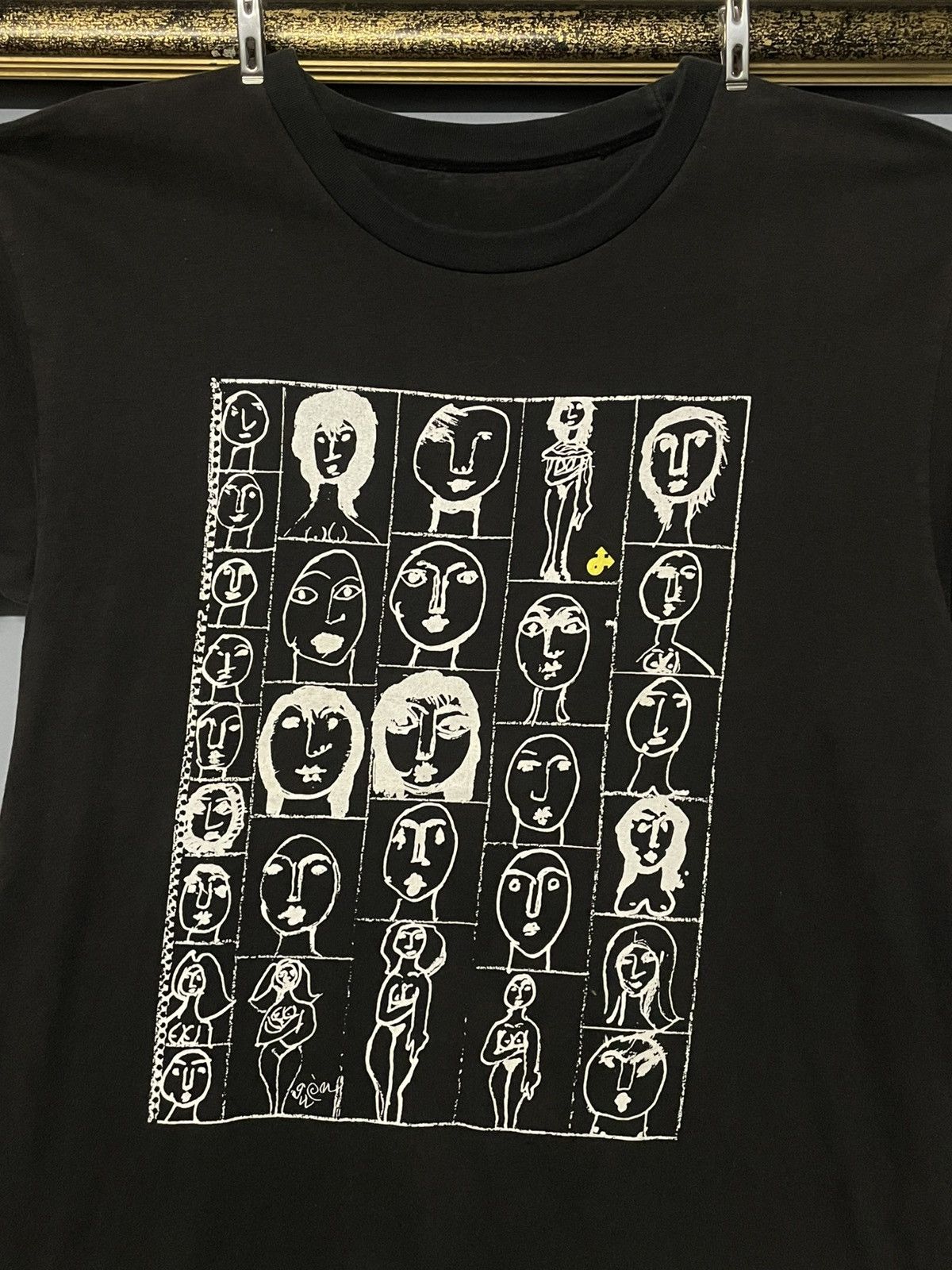 Vintage Vintage 1990s Single Stitch Art Naked Sunfaded Trash Tee Size US S / EU 44-46 / 1 - 4 Thumbnail
