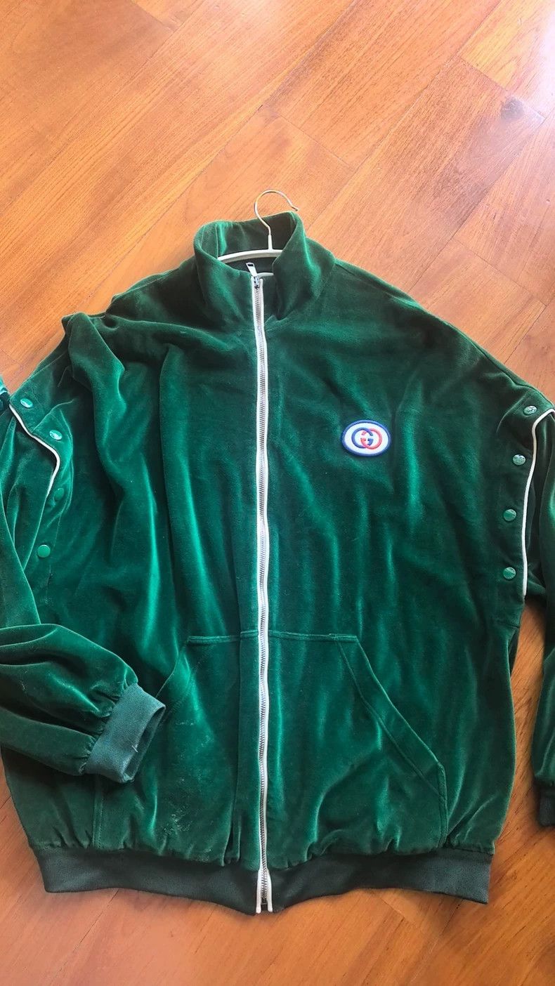Gucci Gucci Size os Velvet jacket 2503-Nextarrow Size US L / EU 52-54 / 3 - 1 Thumbnail