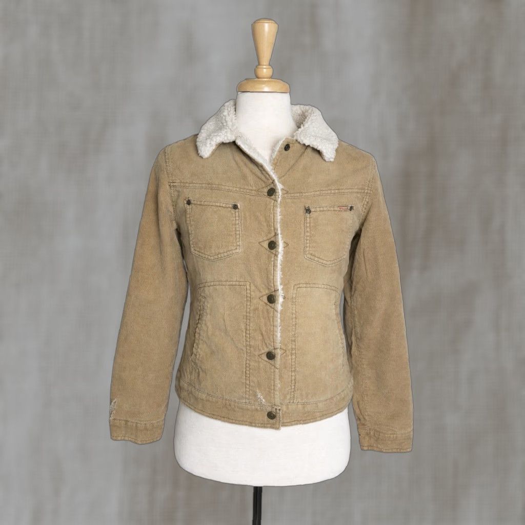 American Eagle Outfitters VINTAGE American Eagle Outfitters Jacket Womens M Corduroy Trucker Beige Tan Sherpa Lined Button Front Pockets Casual Fall Winter Womens Size M / US 6-8 / IT 42-44 - 1 Thumbnail