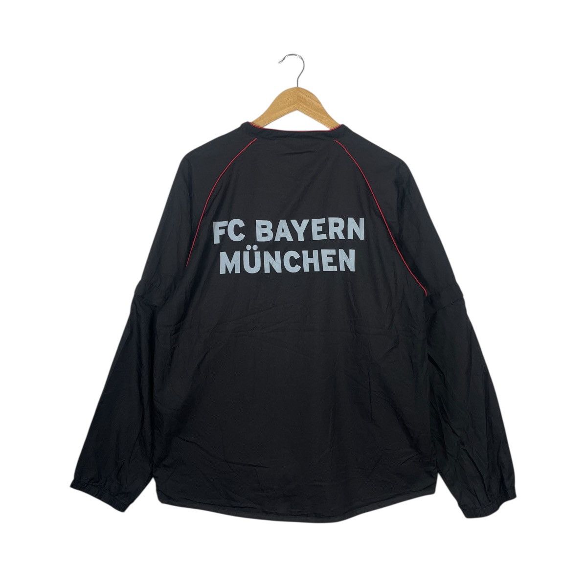 Vintage FC Bayern Munich Quarter Zip Pullover Jacket Black Red Size US L / EU 52-54 / 3 - 4 Thumbnail