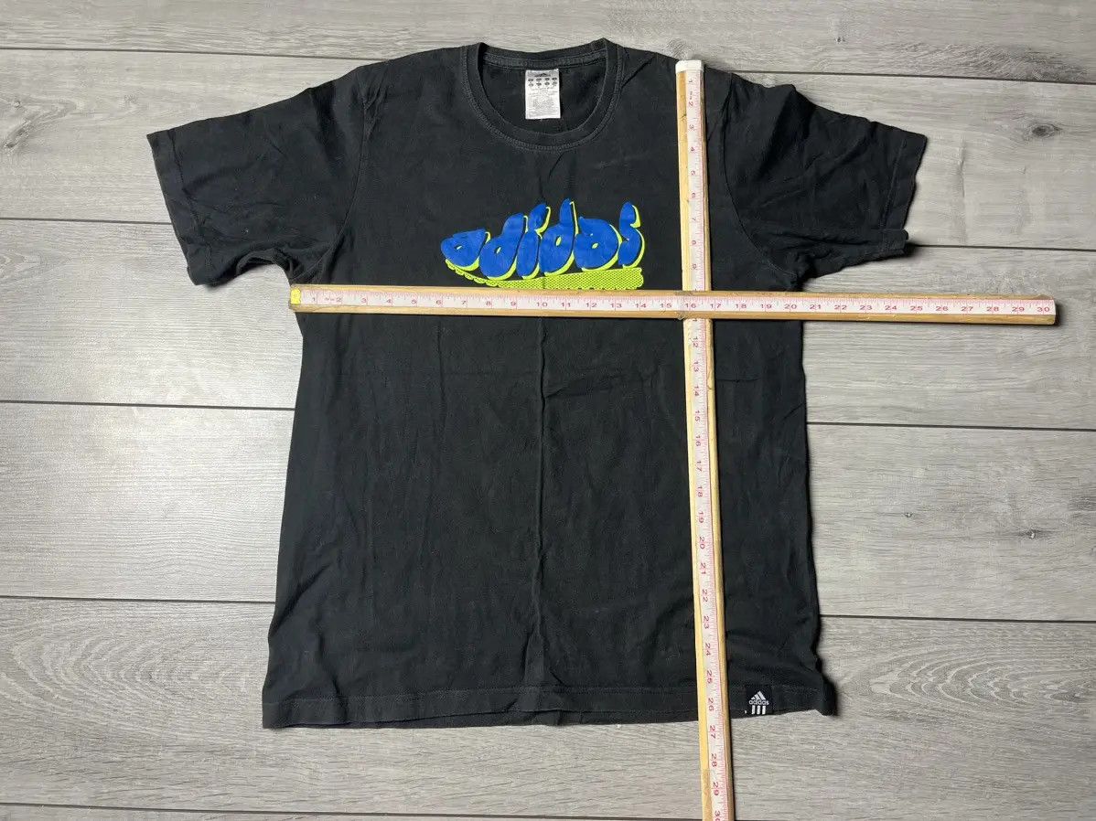 Adidas Adidas Tshirt ozweego box logo size Medium Size US M / EU 48-50 / 2 - 5 Thumbnail