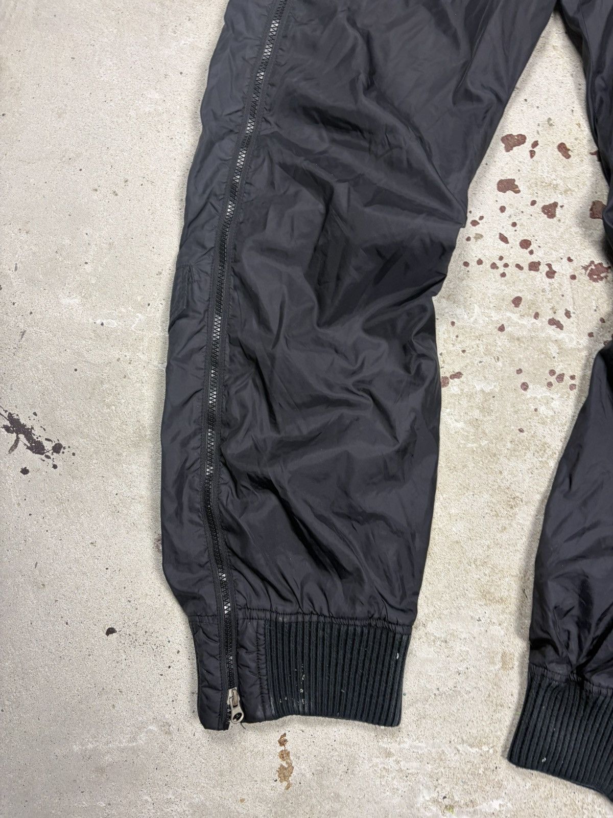 Giorgio Armani 2000s Armani Jeans Black Baggy Full Zip Cargo Track Pants Size US 33 - 5 Thumbnail