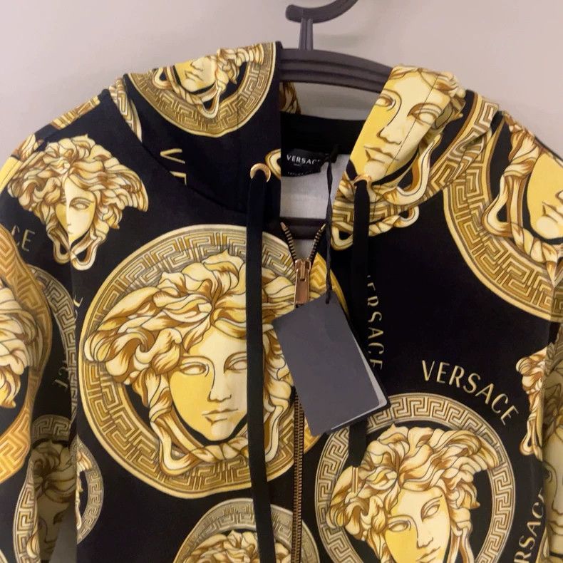 Versace Versace Thin zippered hooded jacket Size US XS / EU 42 / 0 - 9 Thumbnail
