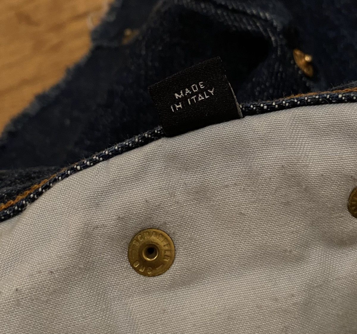 Dolce & Gabbana Dolce & Gabbana Denim Skirt x Vintage x Luxury Size 32" / US 10 / IT 46 - 11 Thumbnail
