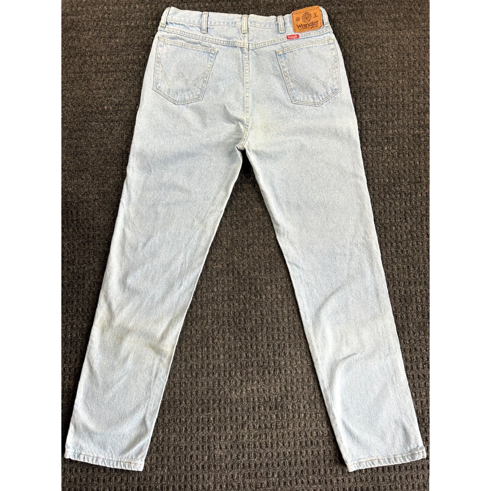 Wrangler VINTAGE Wrangler Jeans 36 x 34 Light Wash USA 96501 Cowboy Rodeo Western Straight Mens 5-Pocket Denim Blue Cotton Jeans Wrangler 96501LW Size US 36 / EU 52 - 2 Thumbnail