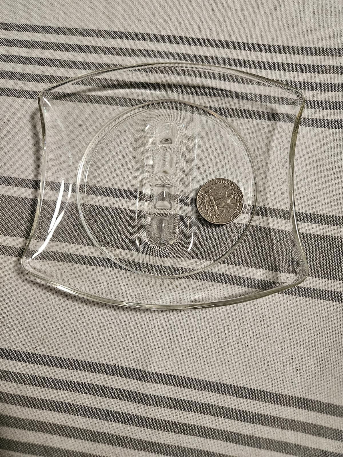 Designer Clear glass oblong ashtry, 4 spots Size ONE SIZE - 4 Thumbnail