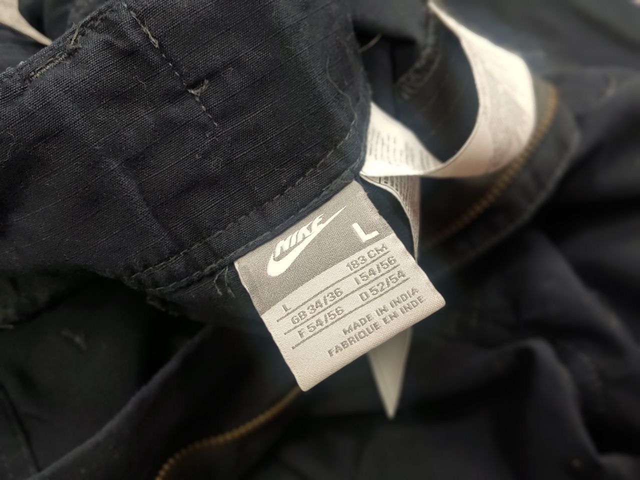 Nike Vtg Nike Baggy Cargo Zip Logo drawstrings Pants Y2K Style Size US 34 / EU 50 - 16 Thumbnail