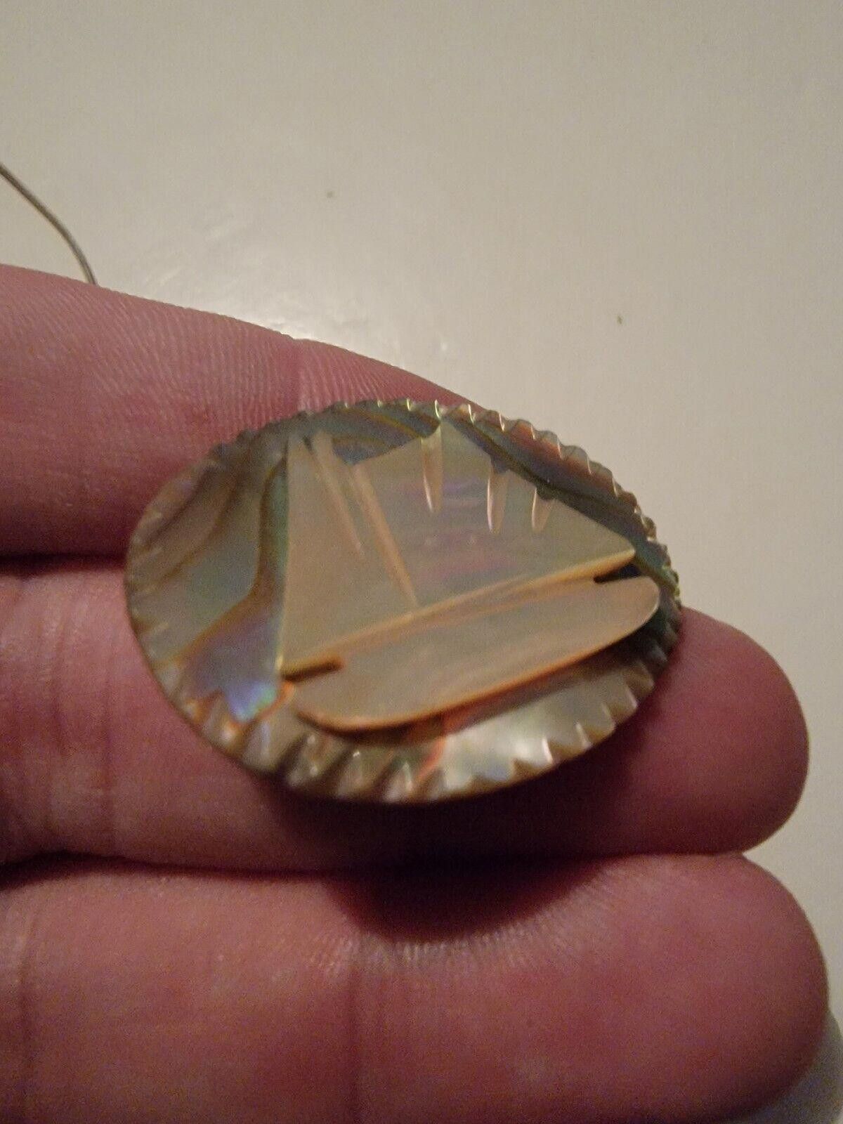 The Unbranded Brand Vintage Brooch Abalone Ship Boat Design Pinback Pin Jewelry Size ONE SIZE - 2 Thumbnail