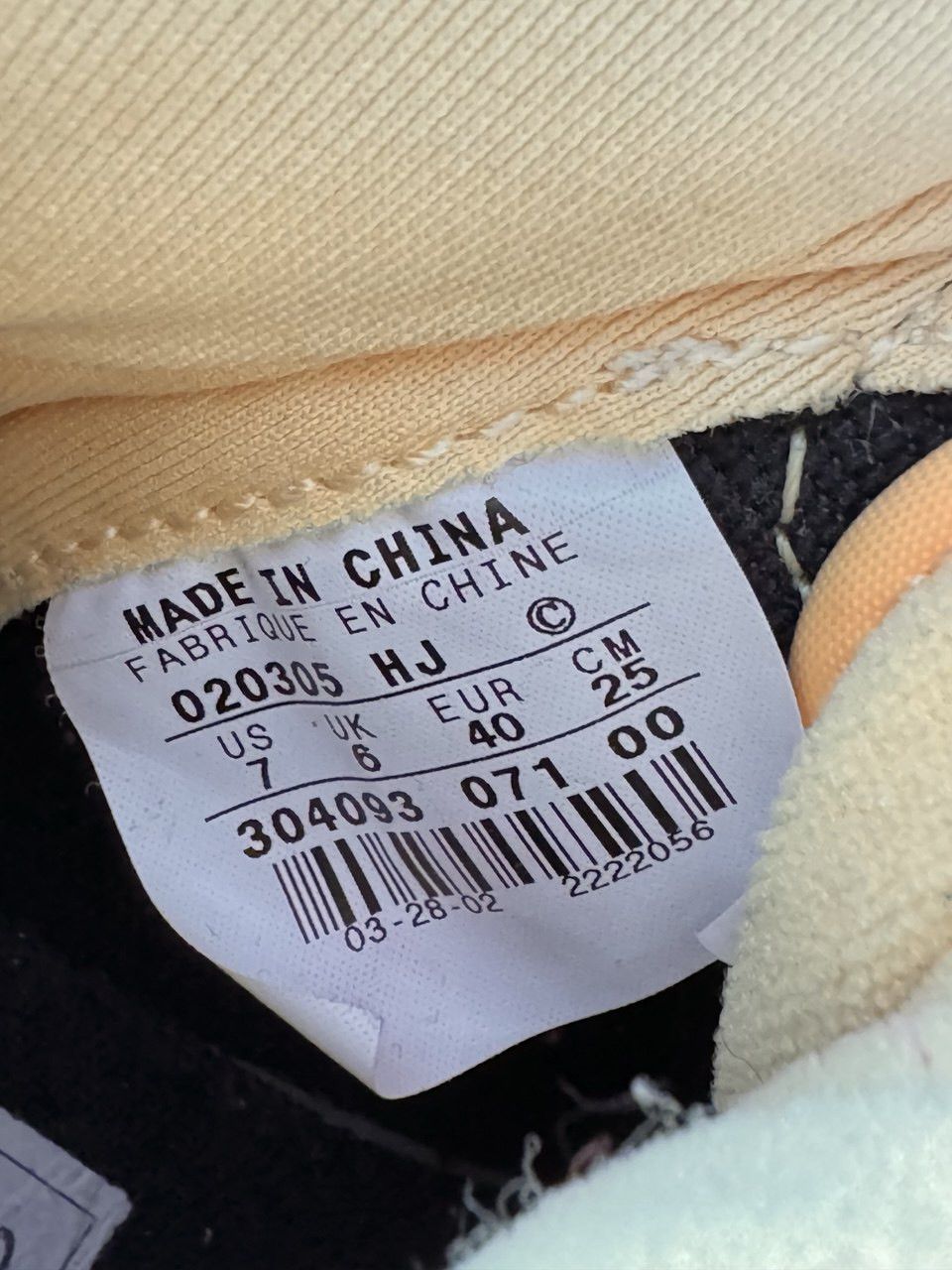 Nike VINTAGE NIKE DUNK HIGH GOLDENROD IOWA 2002 Size US 7 / EU 40 - 12 Thumbnail