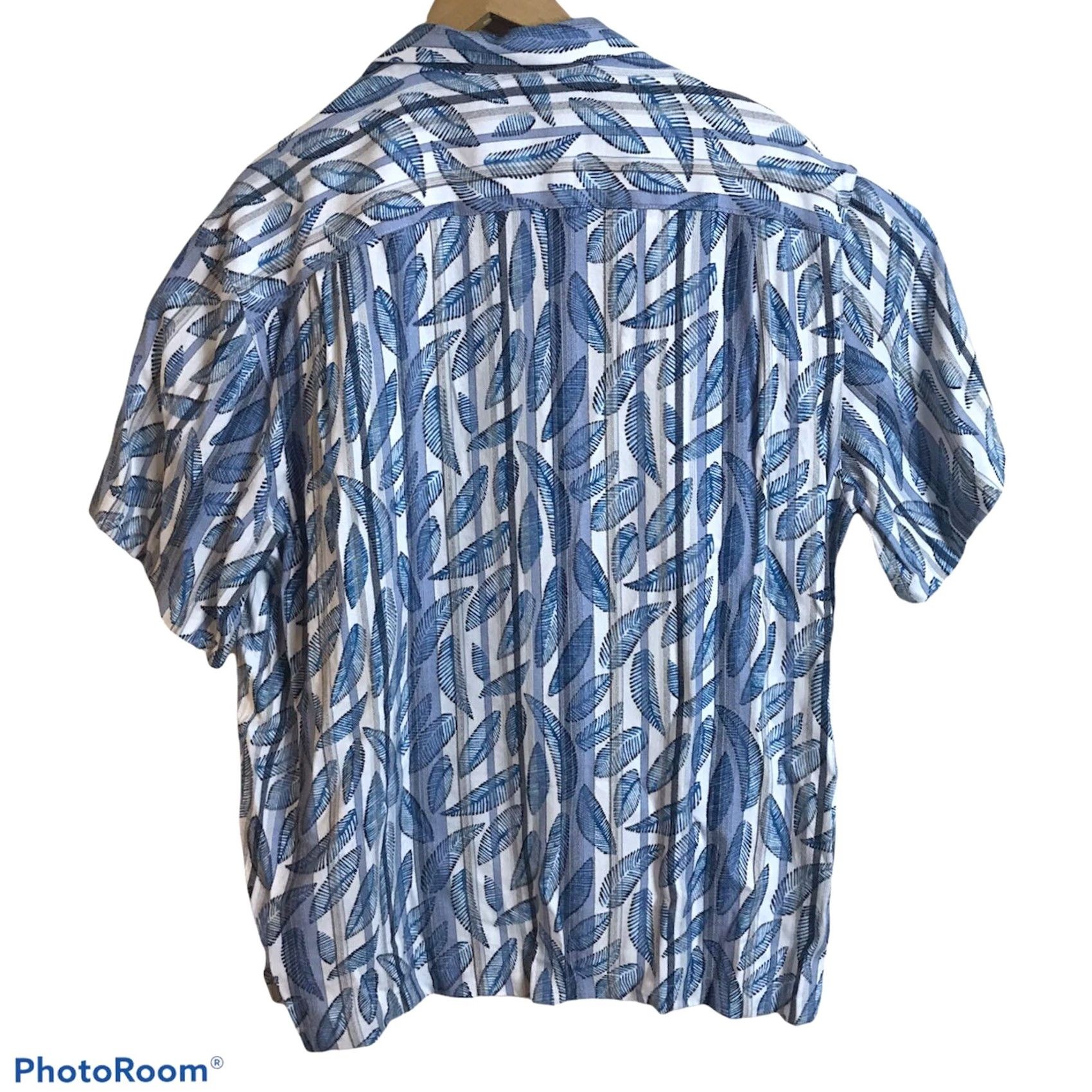 Roundtree & Yorke CARIBBEAN Roundtree & Yorke Shirt Mens L Short Sleeve Hawaiian Blue Leaf Button-Up Tropical Size US L / EU 52-54 / 3 - 5 Thumbnail